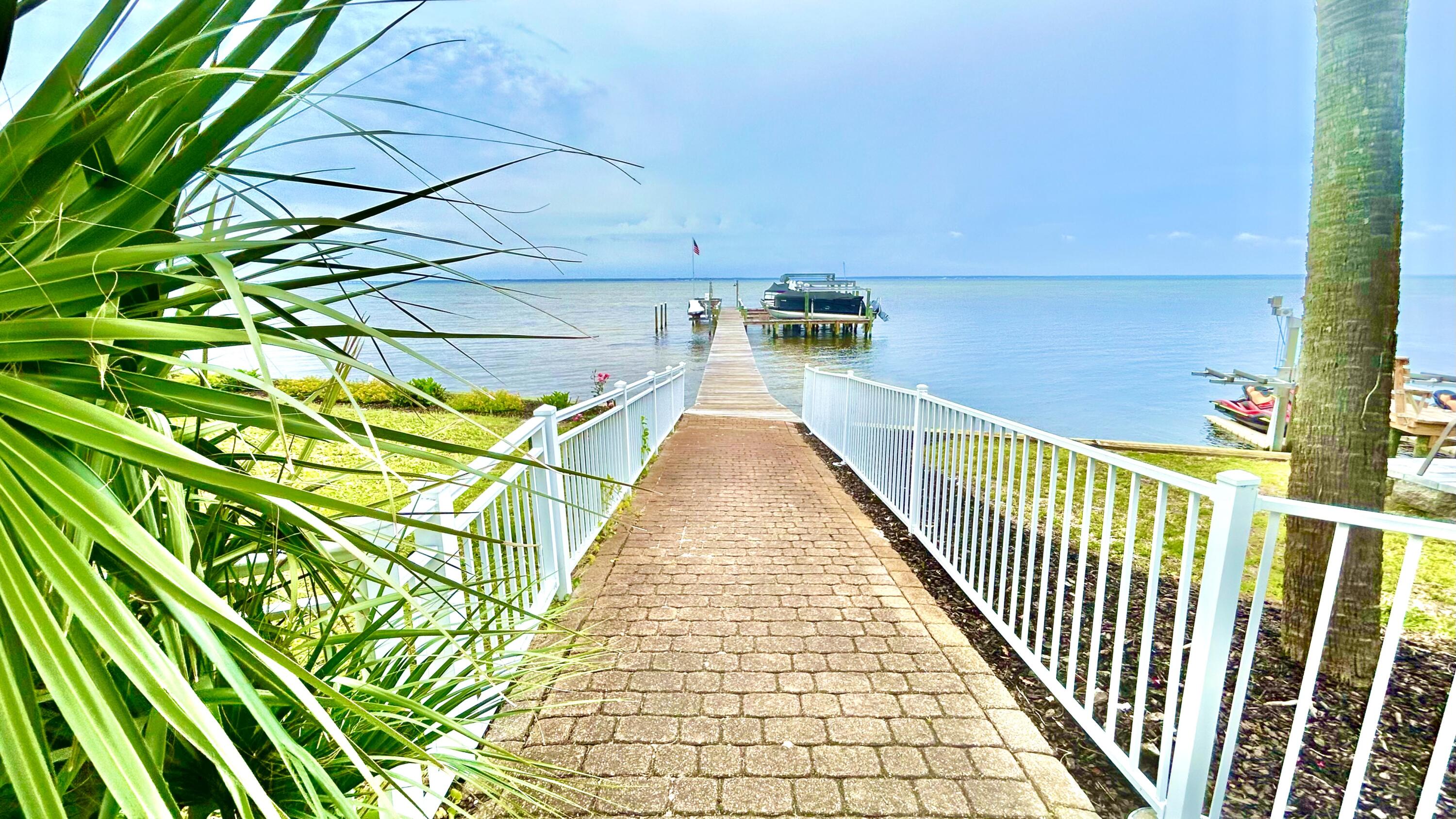BAYSHORE GARDENS - Land