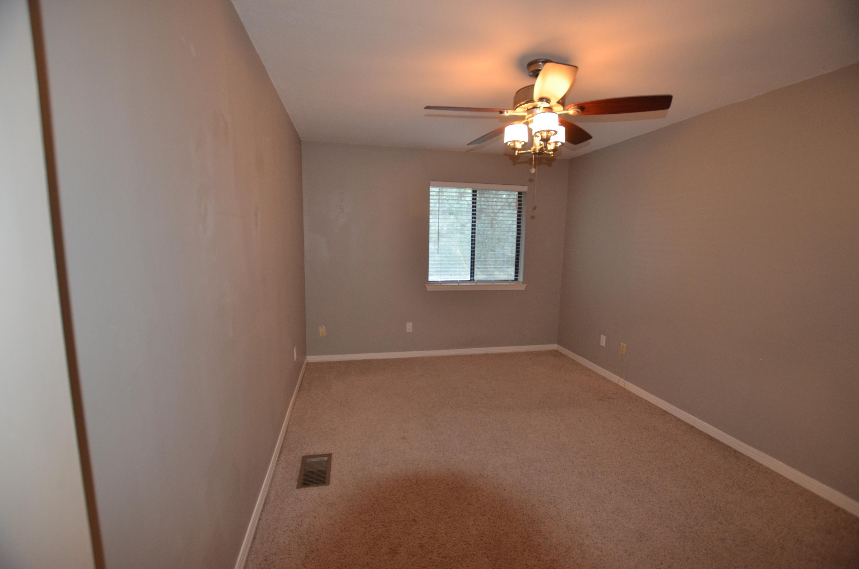 PINE RIDGE TRACE RE/SUB - Residential Lease