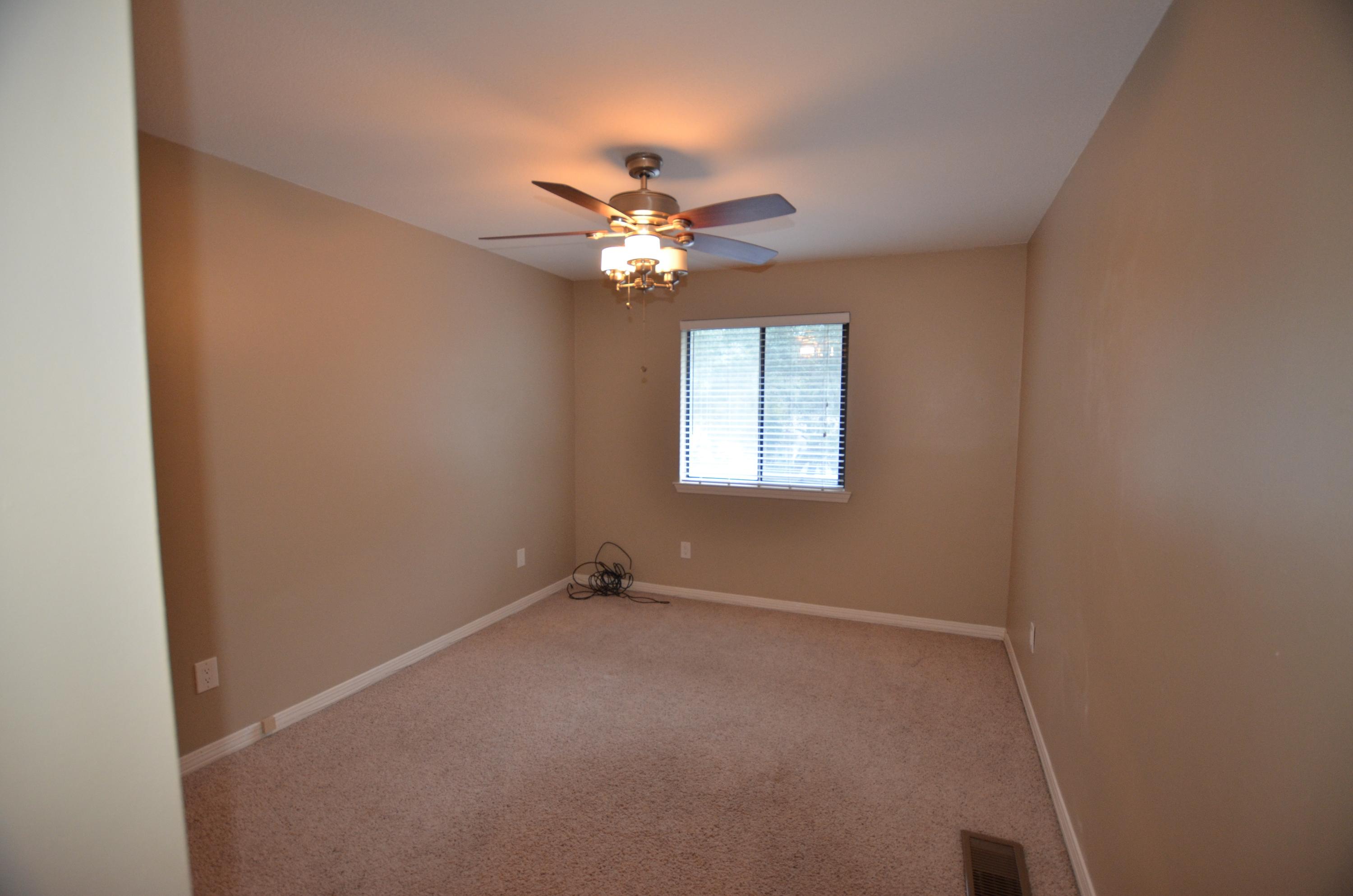 PINE RIDGE TRACE RE/SUB - Residential Lease