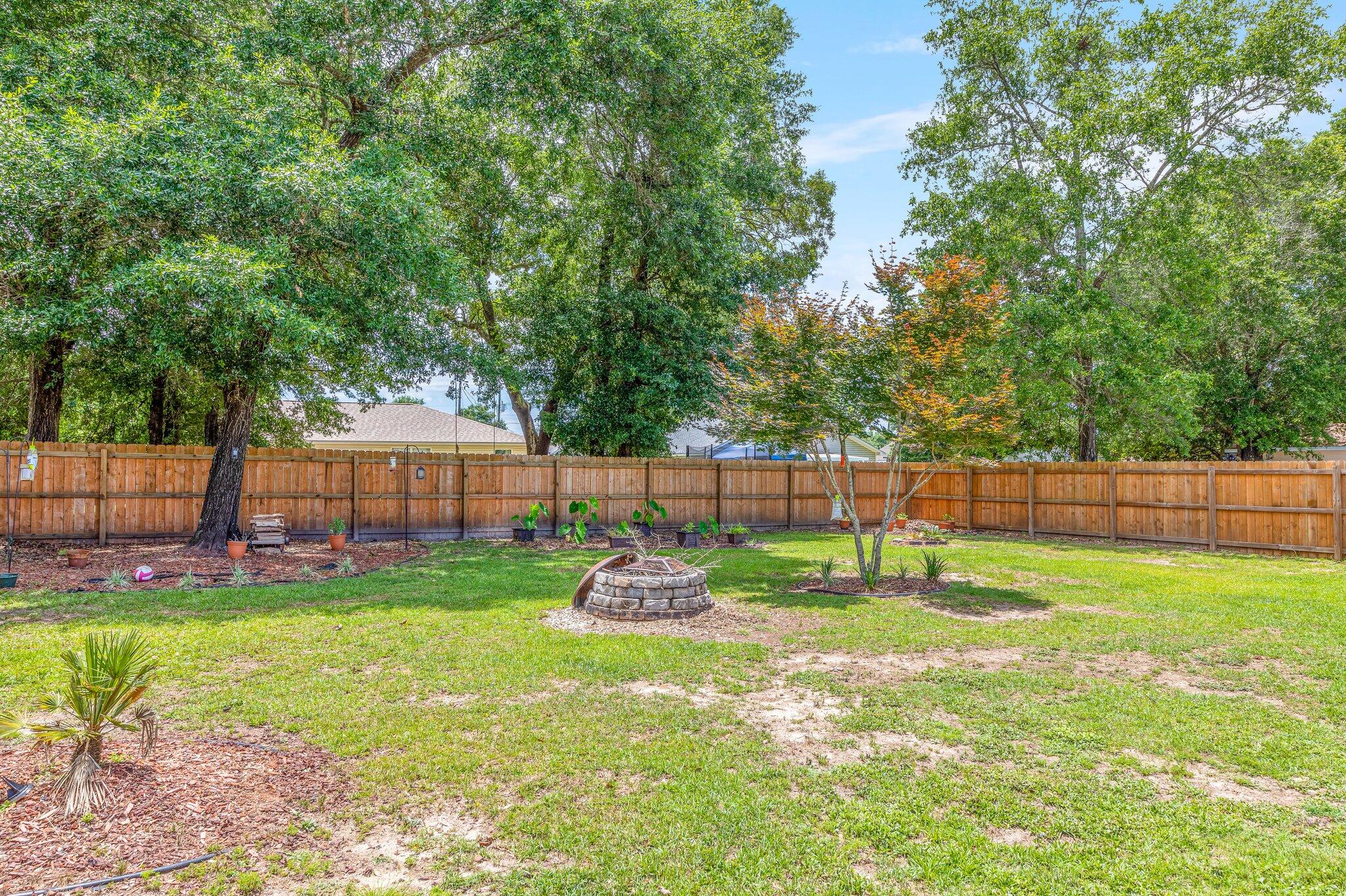 ASHTON WOODS - Residential