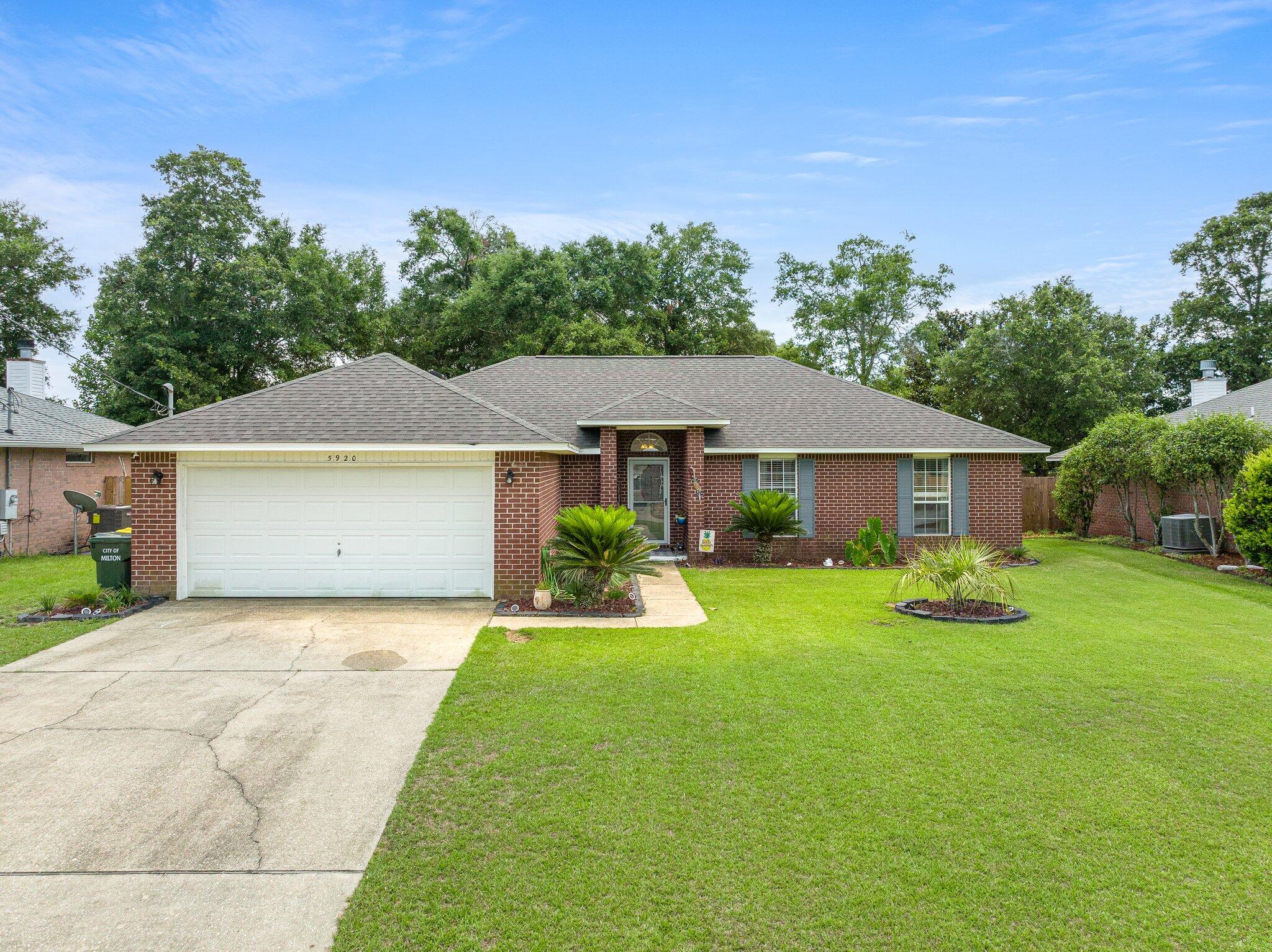ASHTON WOODS - Residential