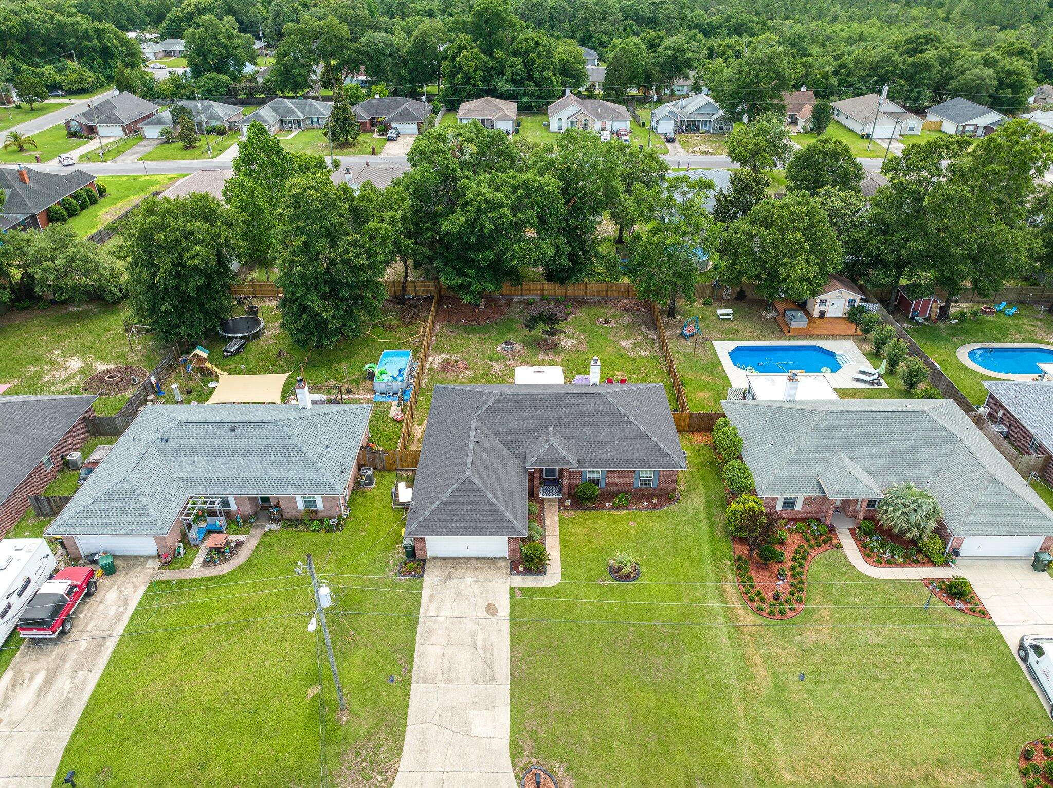 ASHTON WOODS - Residential