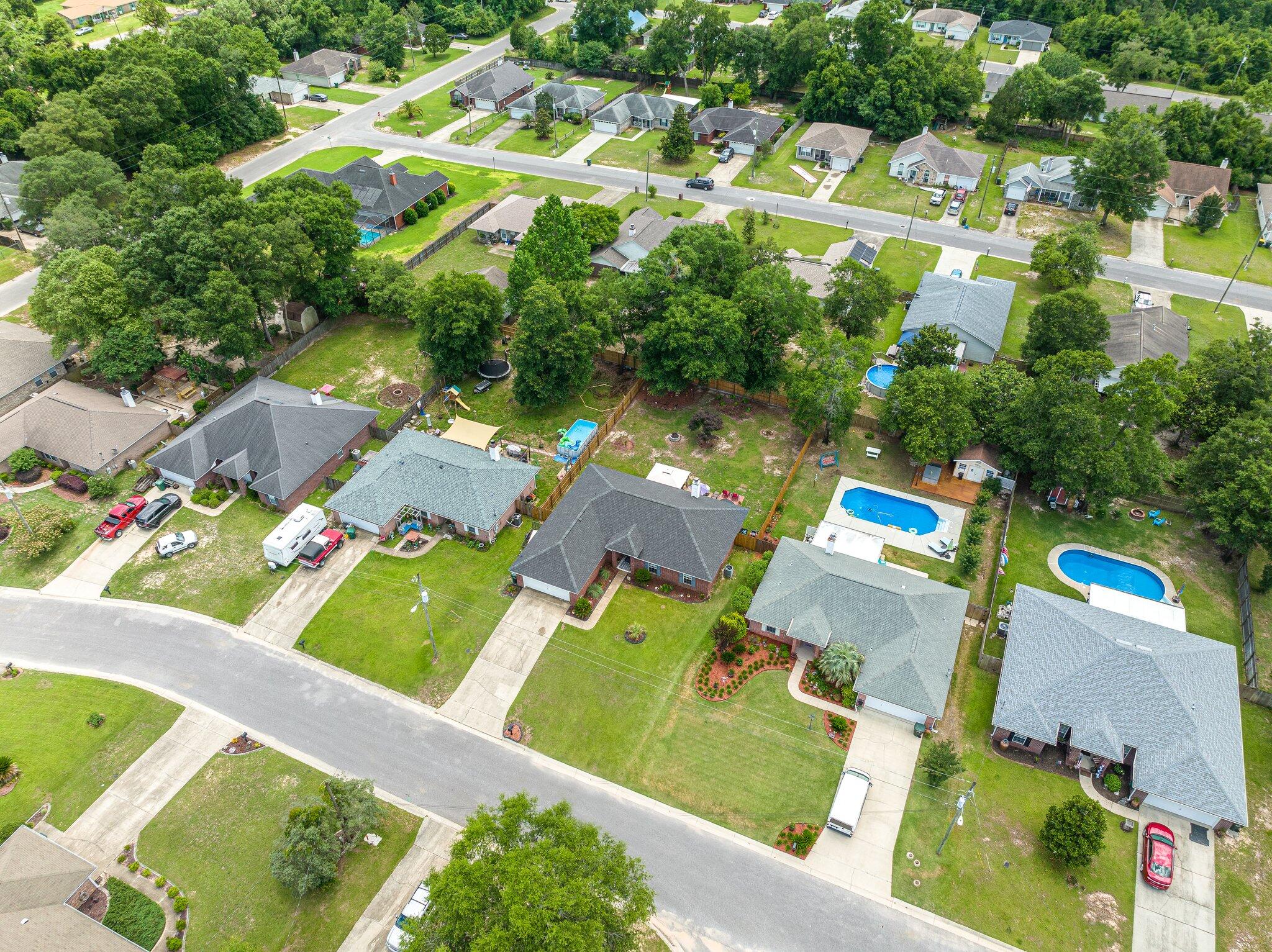 ASHTON WOODS - Residential