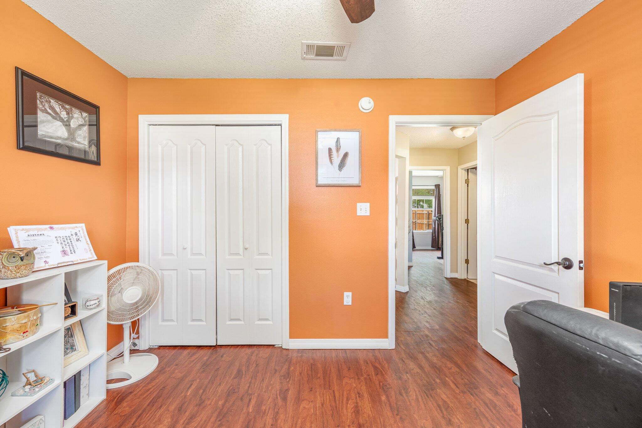ASHTON WOODS - Residential