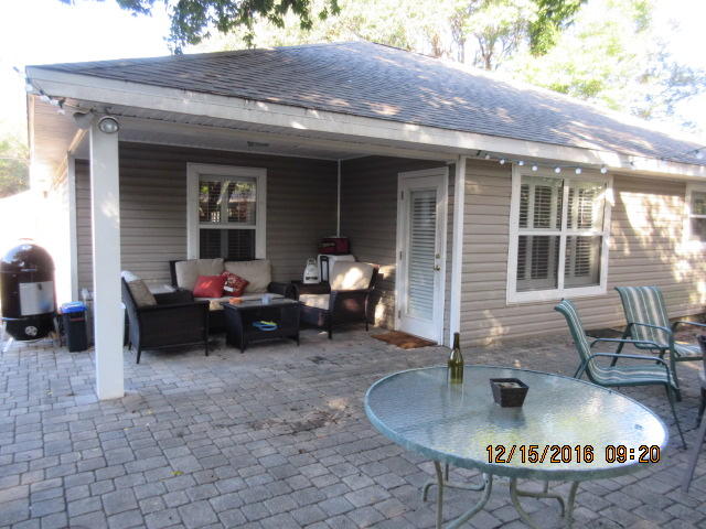 ELLIOTTS POINT RESUB - Residential Lease