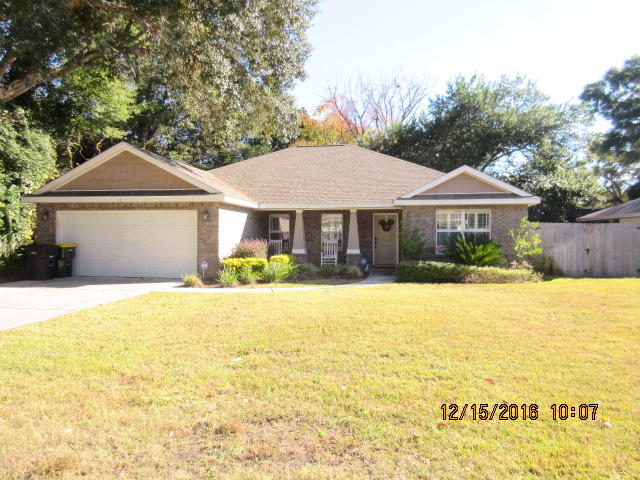 ELLIOTTS POINT RESUB - Residential Lease
