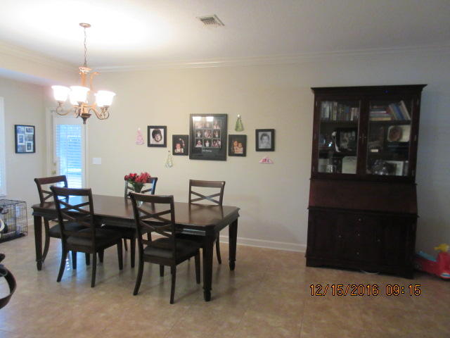ELLIOTTS POINT RESUB - Residential Lease