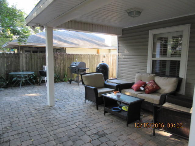 ELLIOTTS POINT RESUB - Residential Lease
