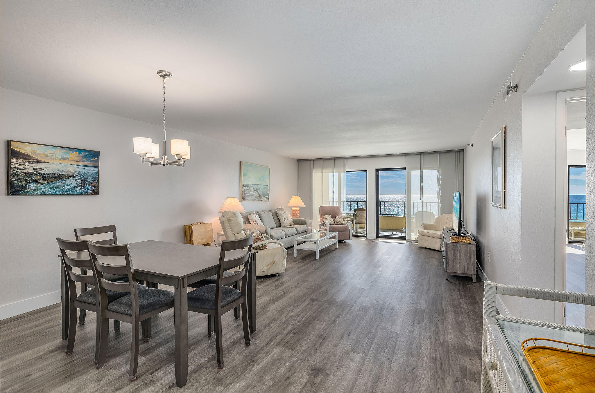 SURF DWELLER CONDOMINIUMS - Residential