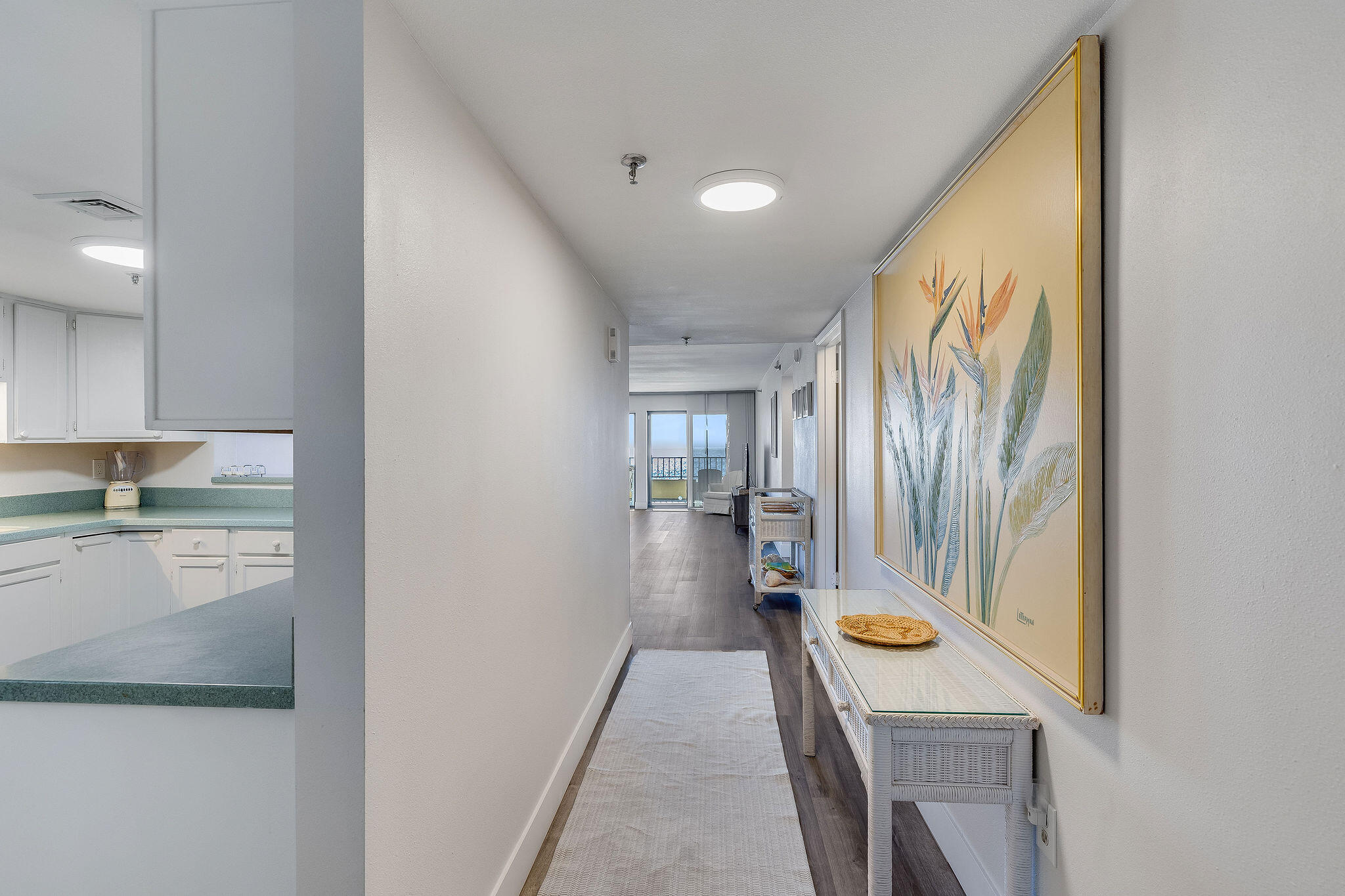 SURF DWELLER CONDOMINIUMS - Residential