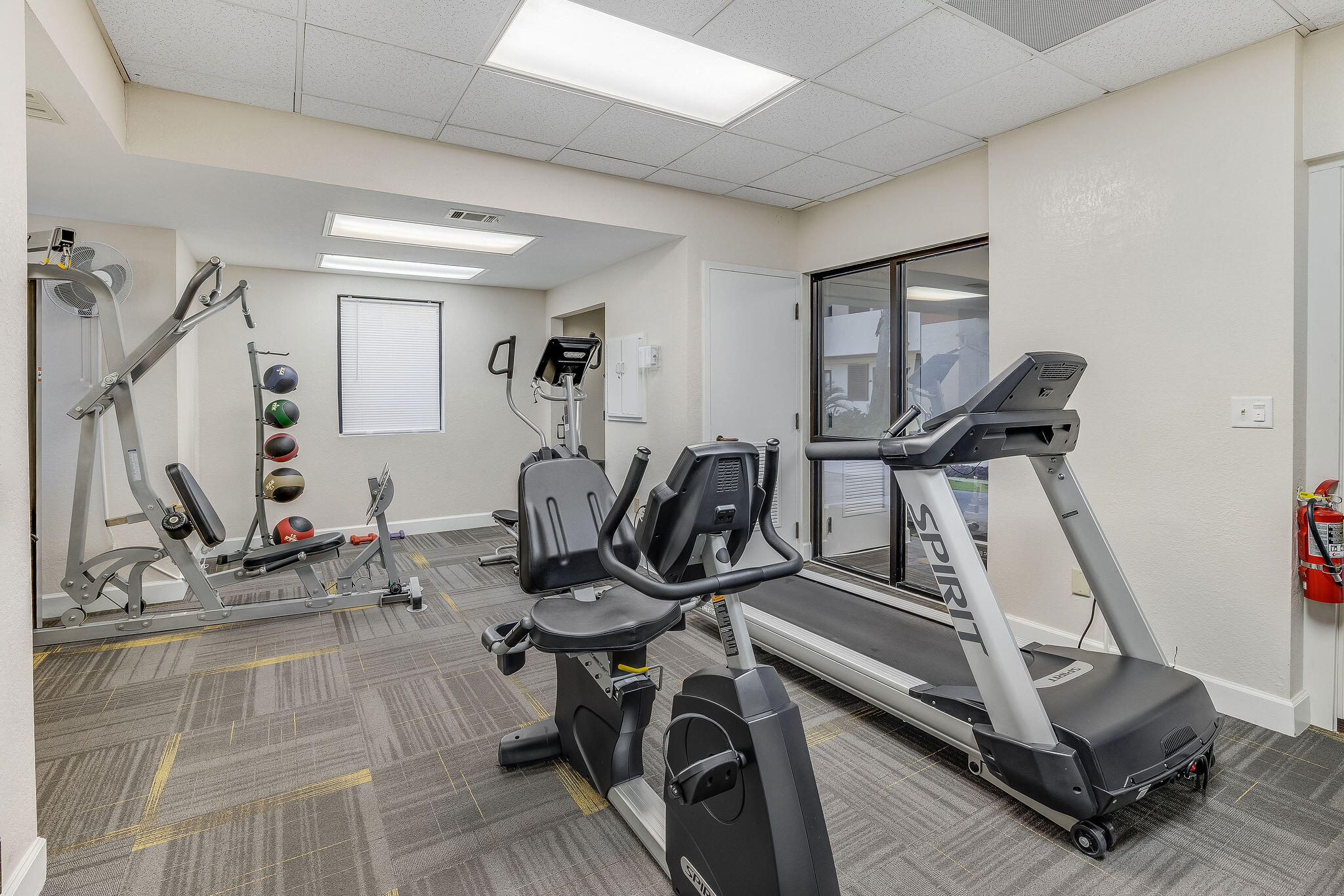 SURF DWELLER CONDOMINIUMS - Residential