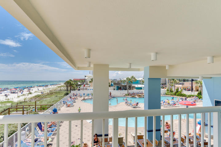 MAJESTIC BEACH TOWERS I - Residential