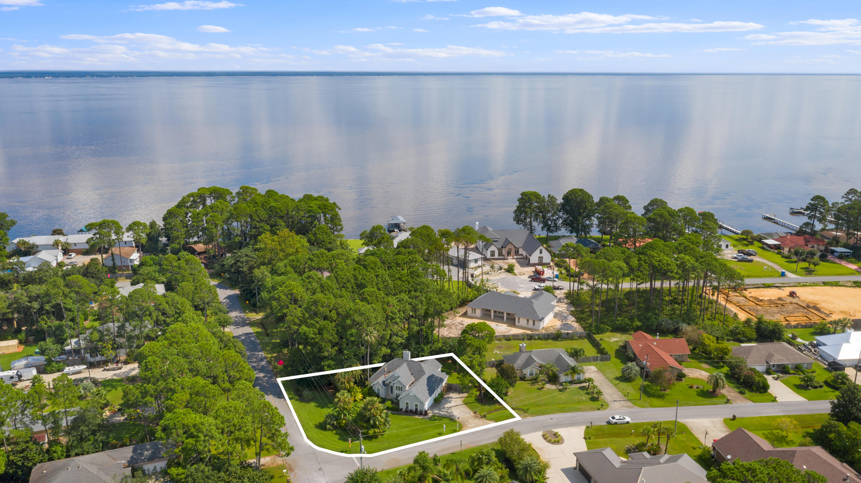 HOLIDAY SHORES ESTATES - Residential