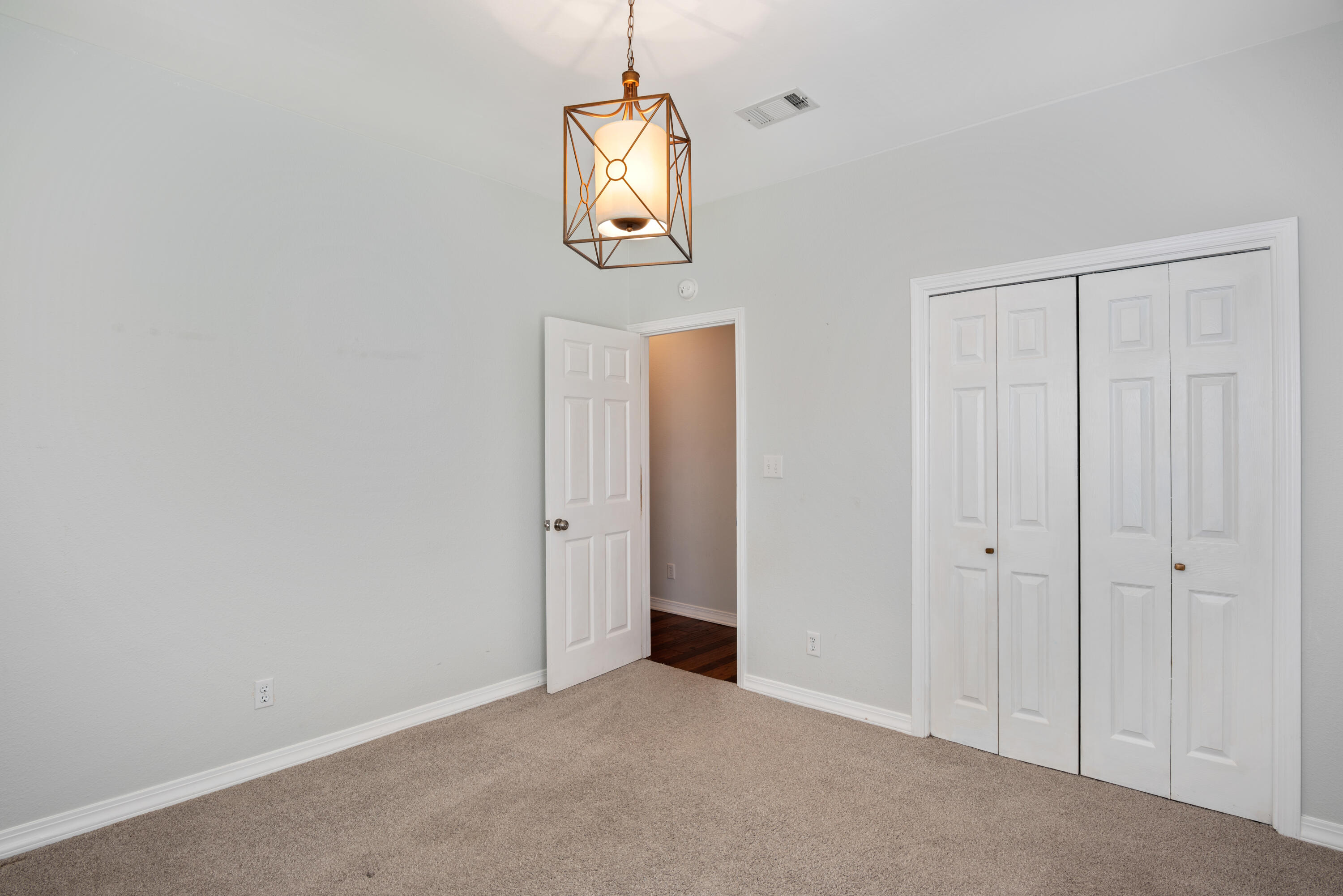 HOLIDAY SHORES ESTATES - Residential