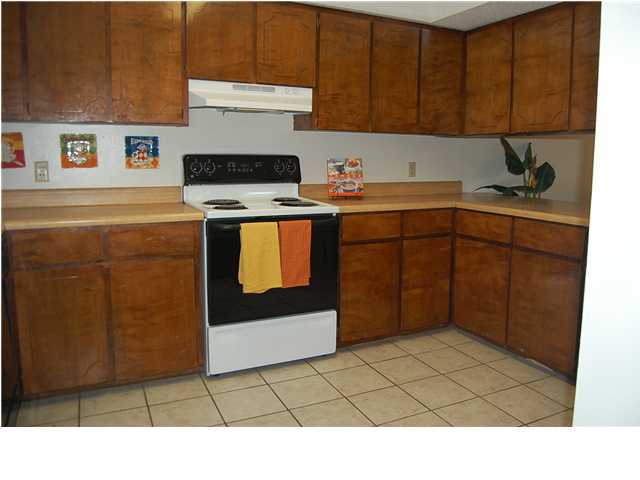 PORT DIXIE - Residential Lease