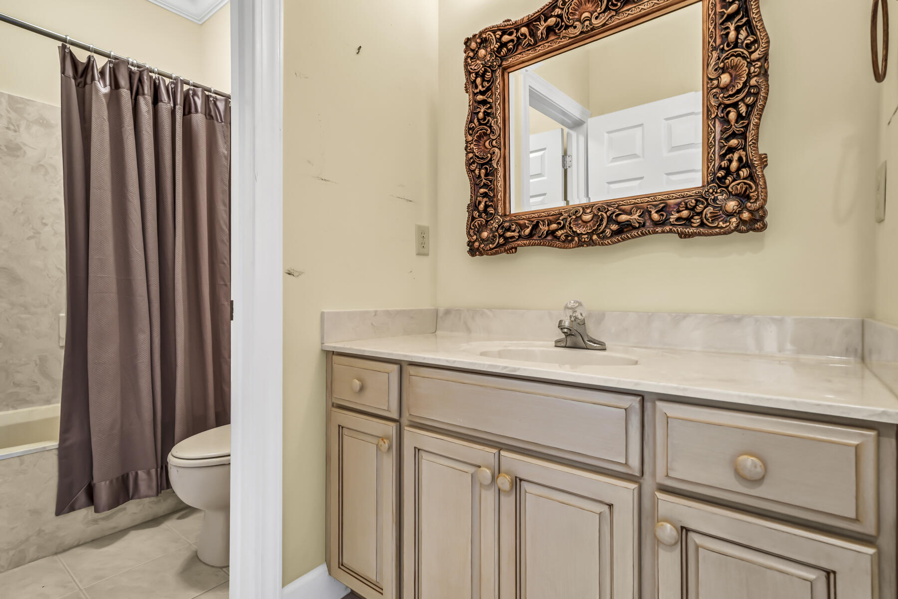 WINDWARD PH 1 BLUEWATER BAY - Residential