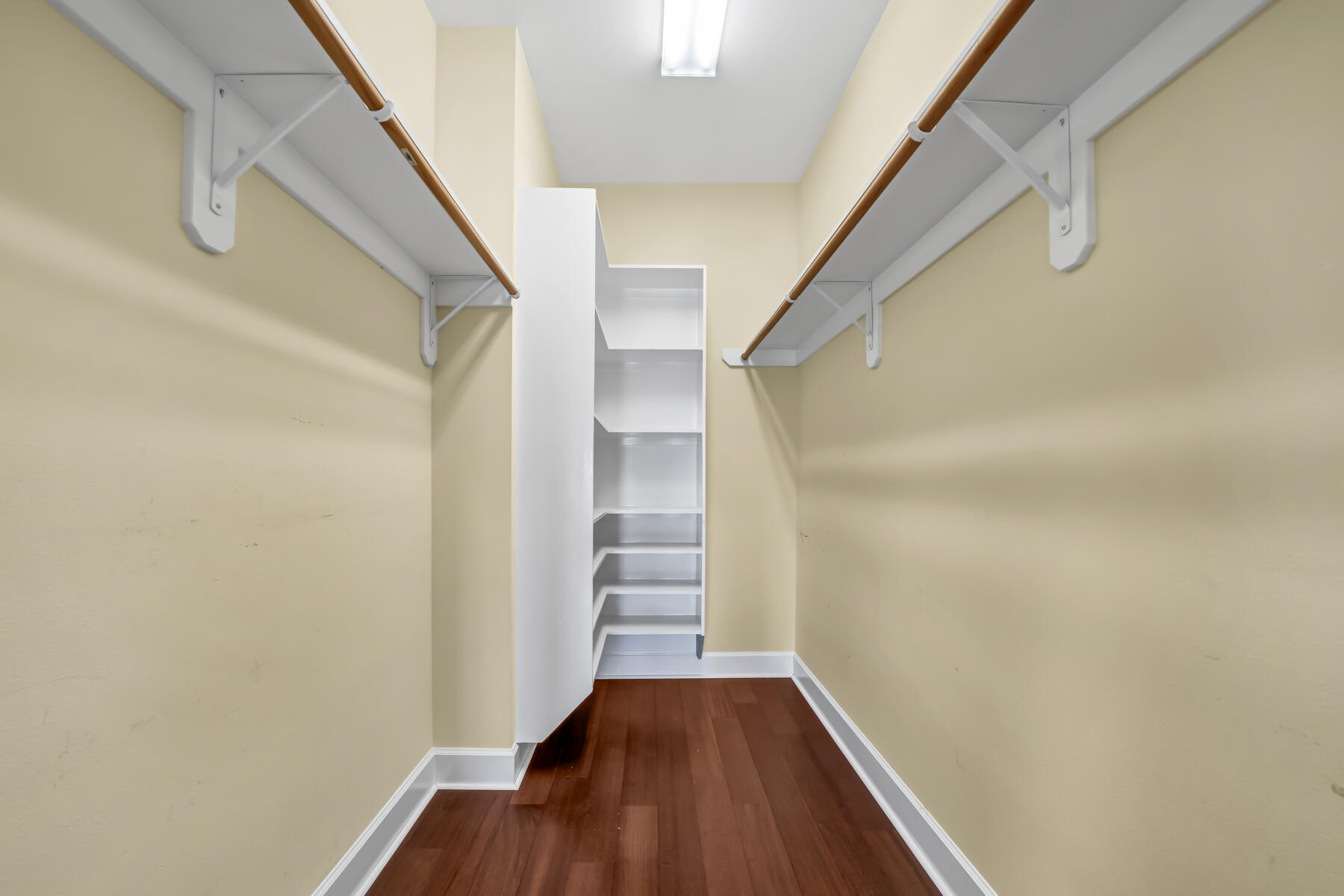 WINDWARD PH 1 BLUEWATER BAY - Residential