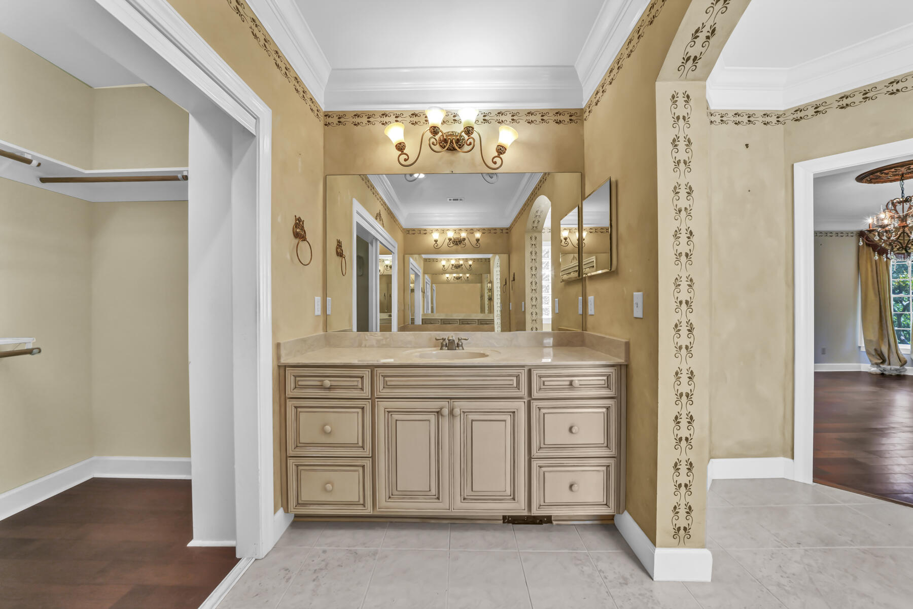 WINDWARD PH 1 BLUEWATER BAY - Residential