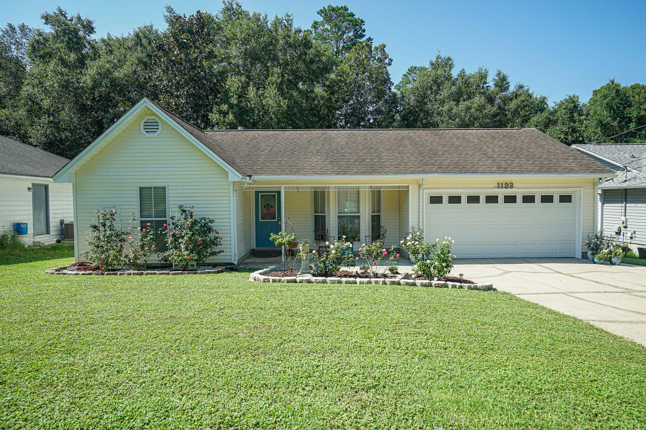 Centrally Located in the Heart of Niceville. Upon entering this spacious  one story home featuring Split Bedroom Floor plan and great Open Concept Plan. Starting with The Front Covered Porch entering into the Family Room which flows into Dining Area and  Kitchen seamlessly. Kitchen was totally remodeled with Cabinets, Roll out Drawers, Soft Close Drawers along with 2 Pantry's and Granite Countertops. GE Gas 4 Burner Stove, 
GE Double Refrigerator and GE Dishwasher.. Both Bathrooms remolded 2019/2020. New Smart Nest Thermostat 2018. Stackable LG Washer/Dryer High Efficiency 2016. Roof Replaced 2012, New Gas Water Heater 2015. Stepping out to the newly painted Deck 13'x21 with Canopy top, easy relaxation. Large Yard with Storage Shed and  Totally Fenced Sprinkler System is manual operation.