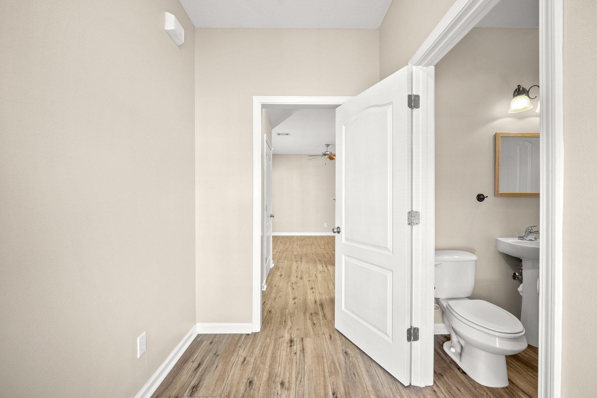 ARBOR LAKE PHASE 1 - Residential Lease