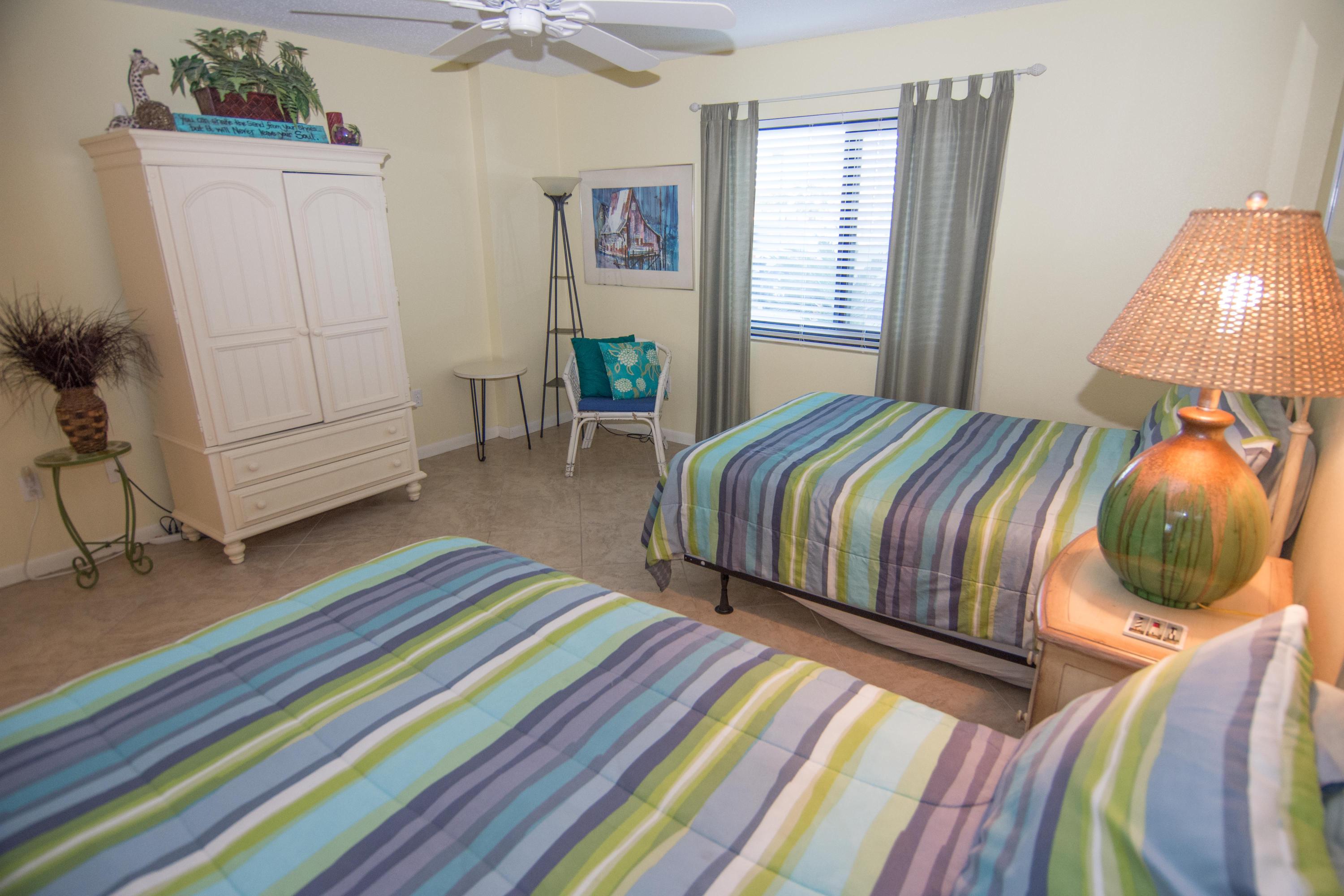 SURF DWELLER - Residential