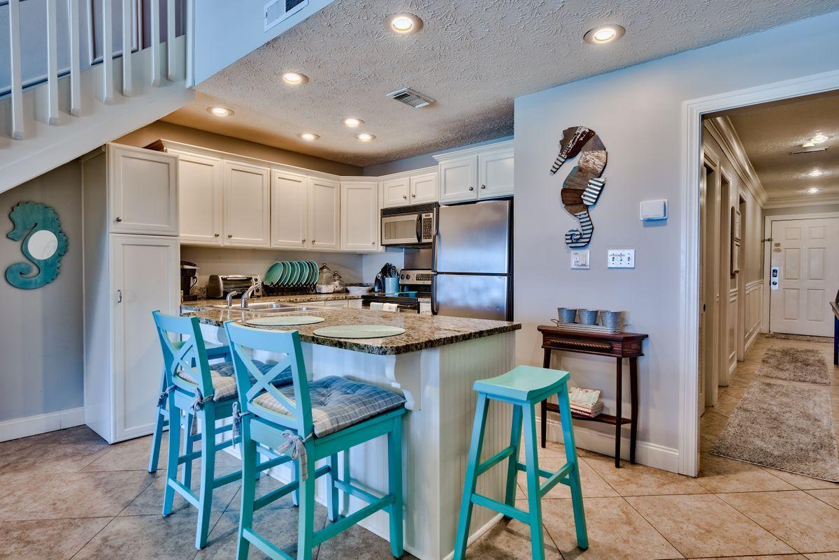 CRYSTAL VILLAS CONDO - Residential