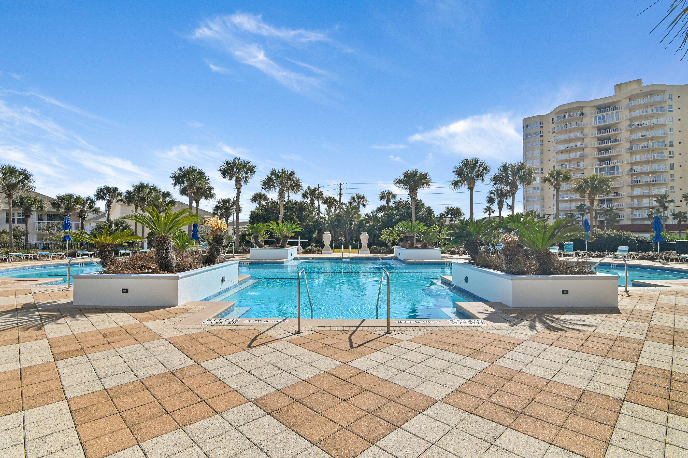 HARBOR LANDING - Residential