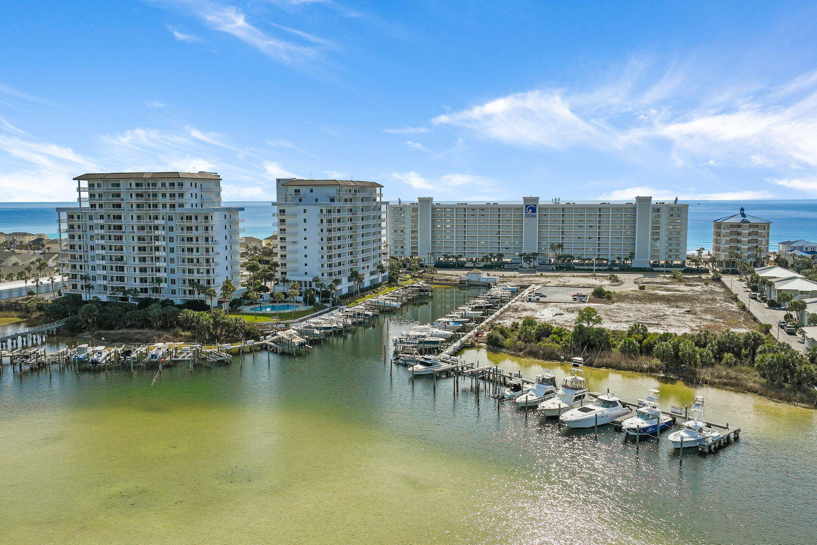 HARBOR LANDING - Residential