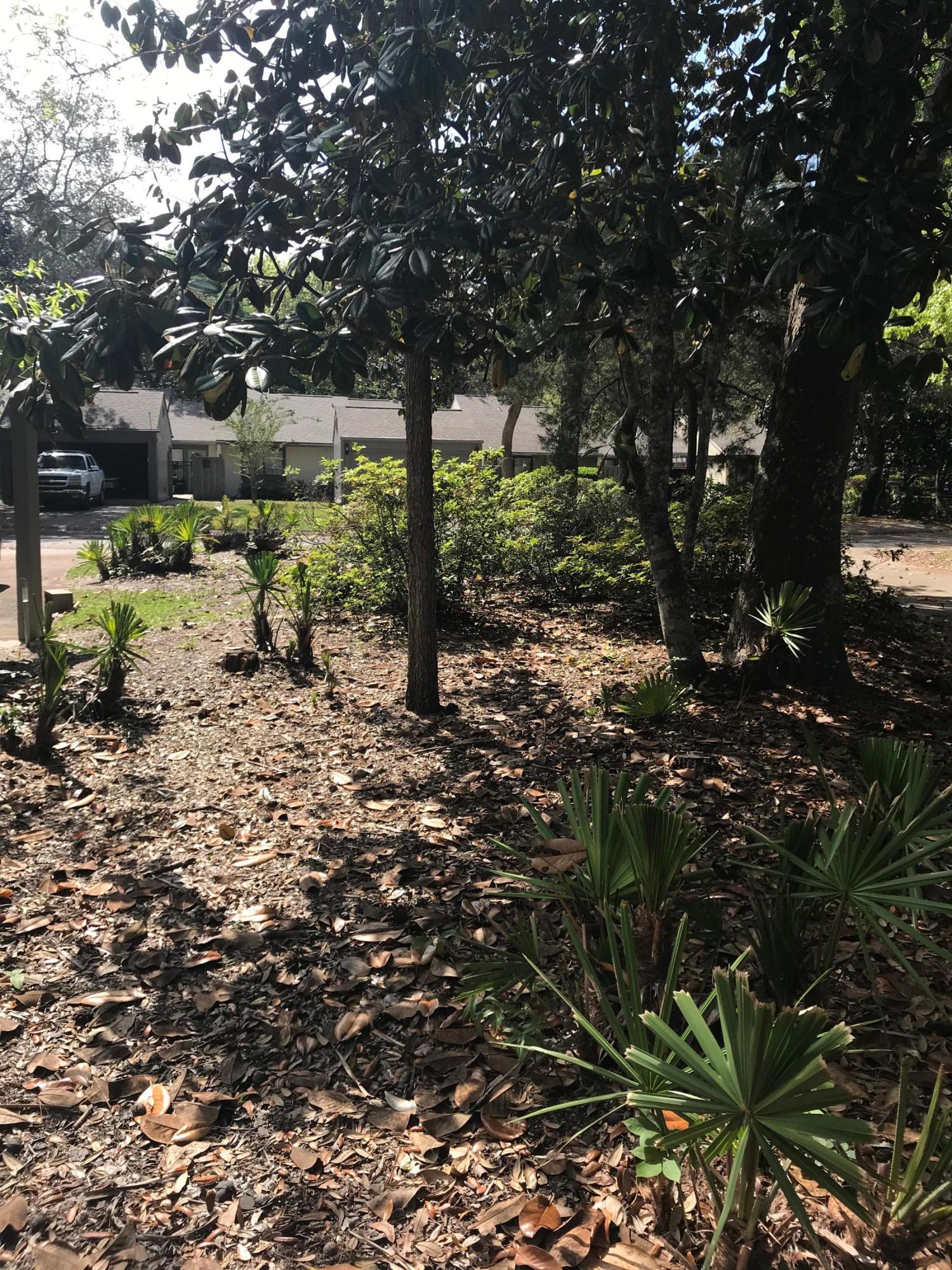 ROYAL OAK VILLAS BLUEWATER BAY - Residential Lease