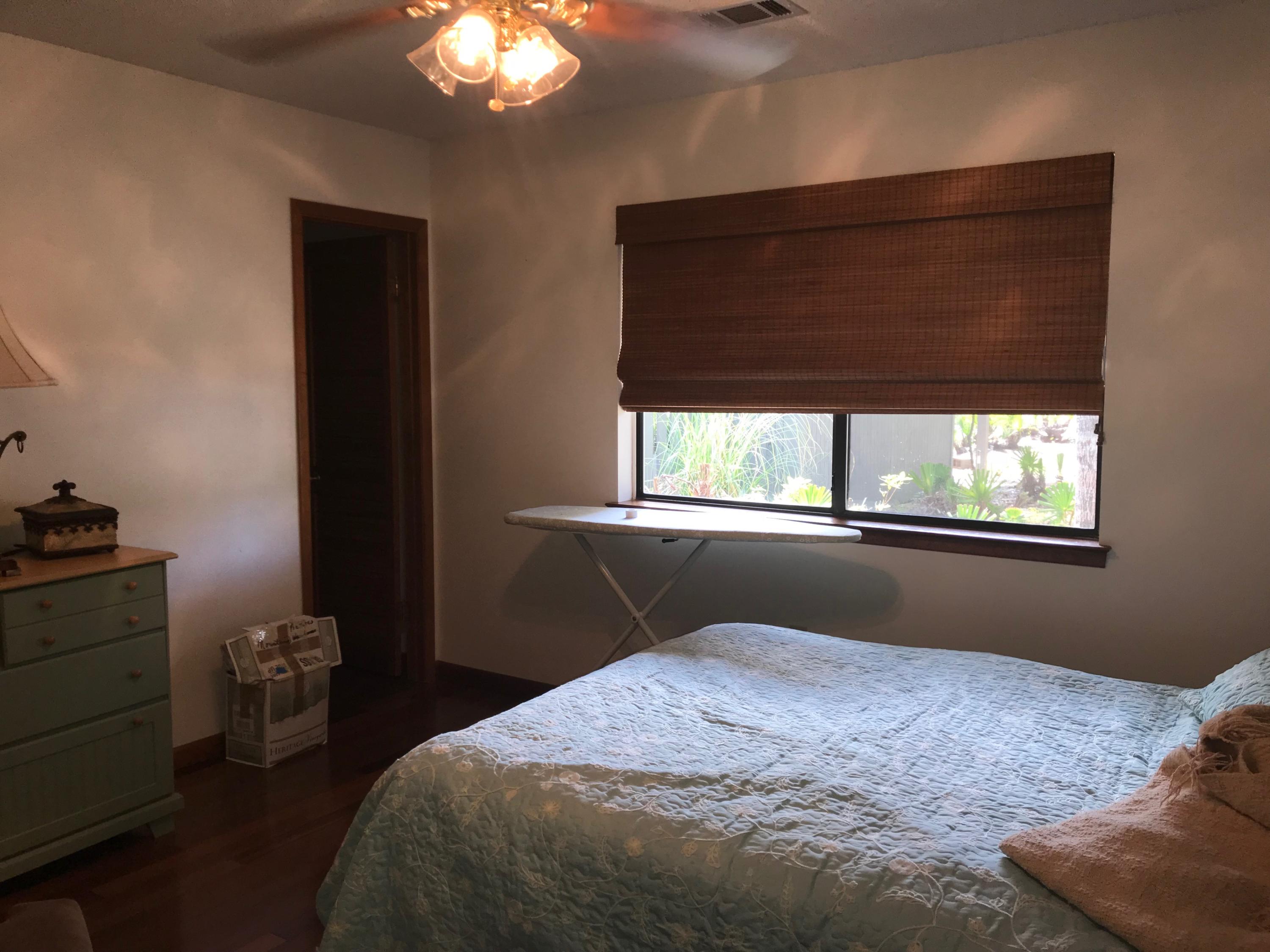 ROYAL OAK VILLAS BLUEWATER BAY - Residential Lease