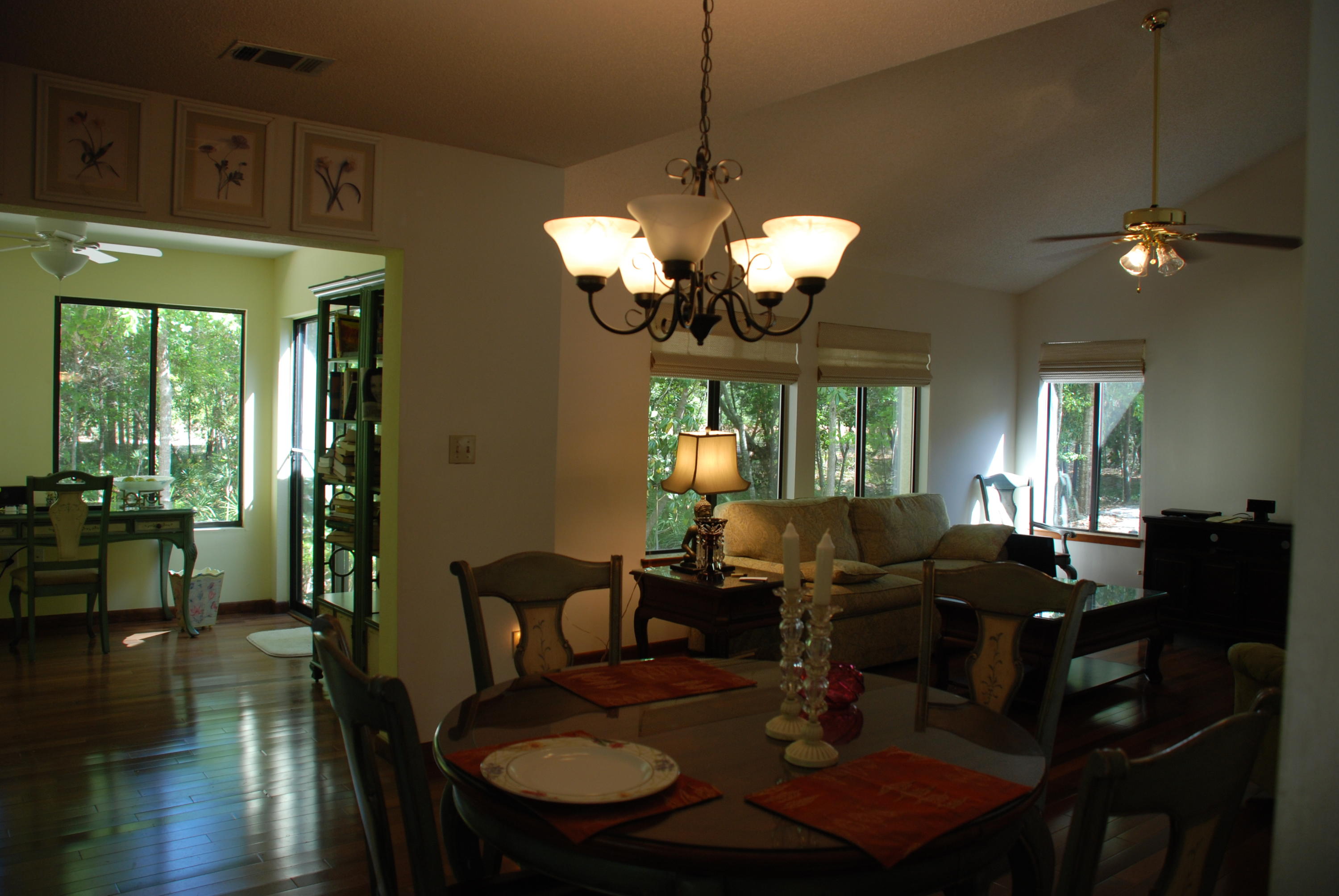 ROYAL OAK VILLAS BLUEWATER BAY - Residential Lease