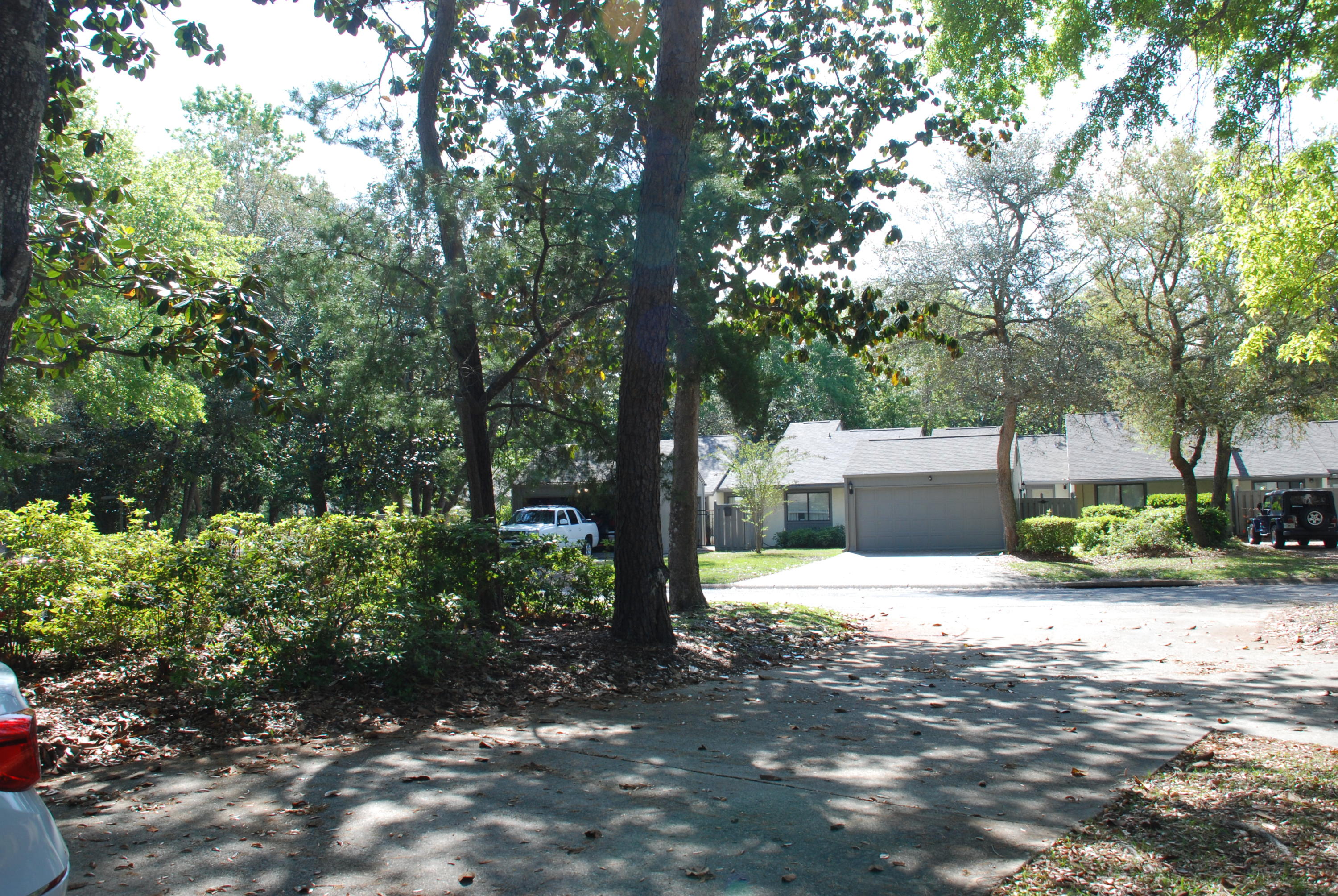 ROYAL OAK VILLAS BLUEWATER BAY - Residential Lease
