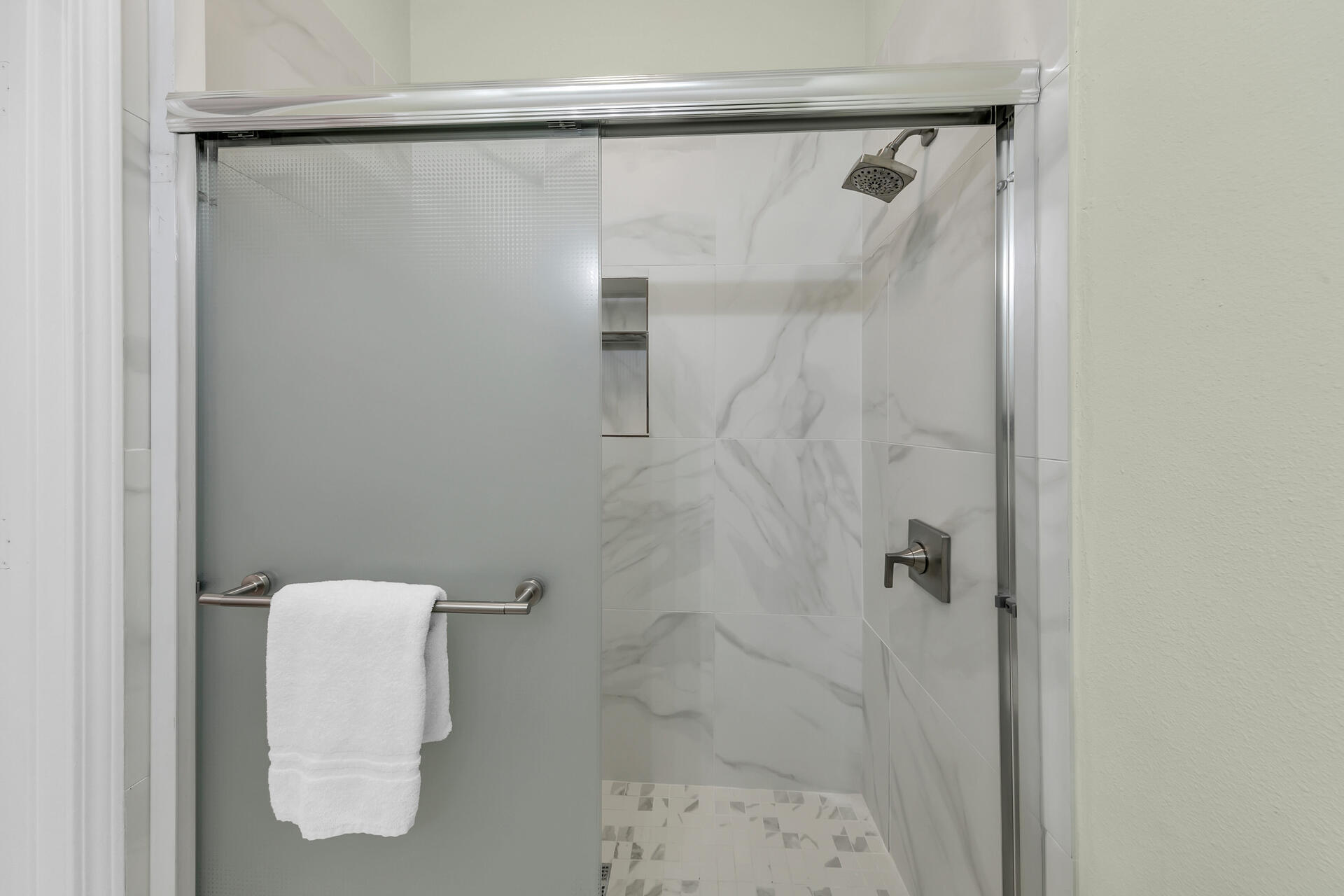 TOPS'L - Residential Lease