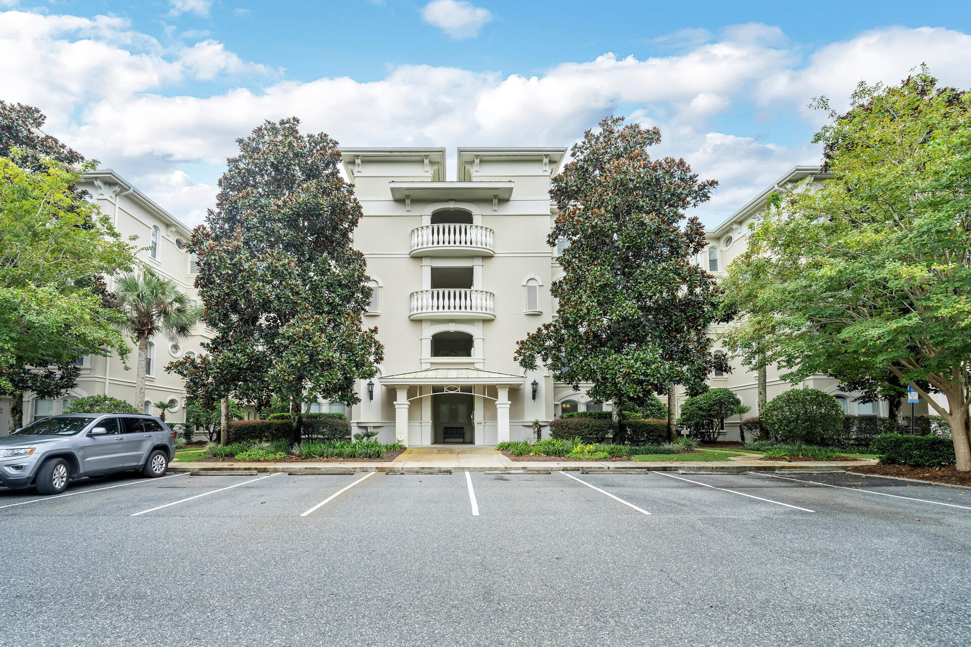 VILLAS AT SEAGROVE BEACH - Residential