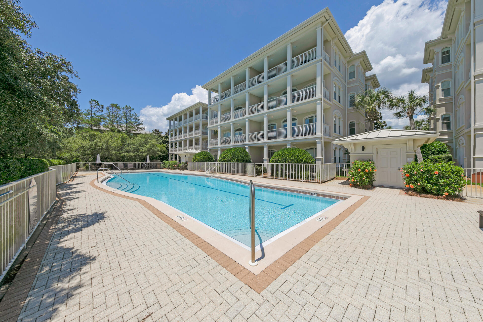 VILLAS AT SEAGROVE BEACH - Residential