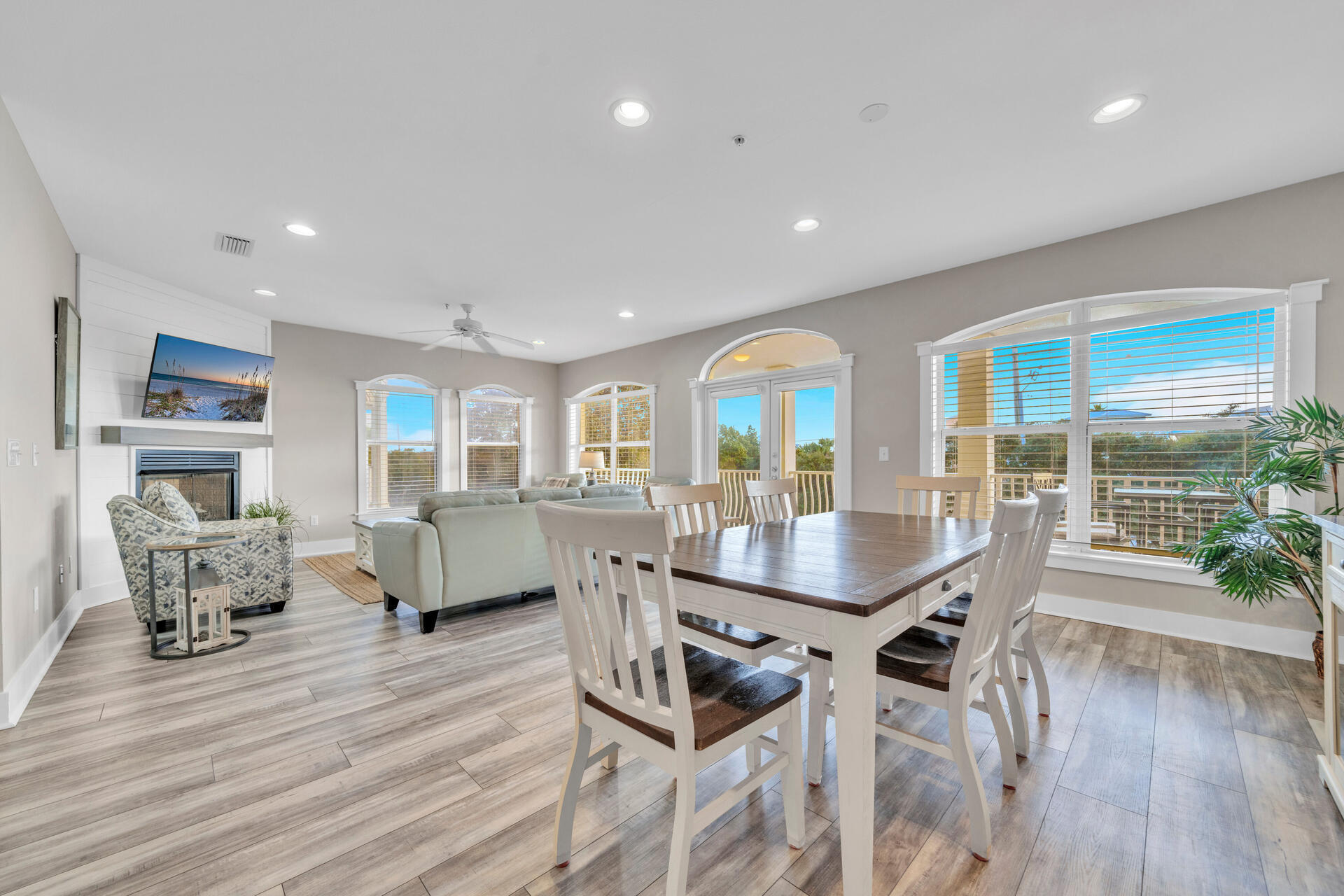 VILLAS AT SEAGROVE BEACH - Residential