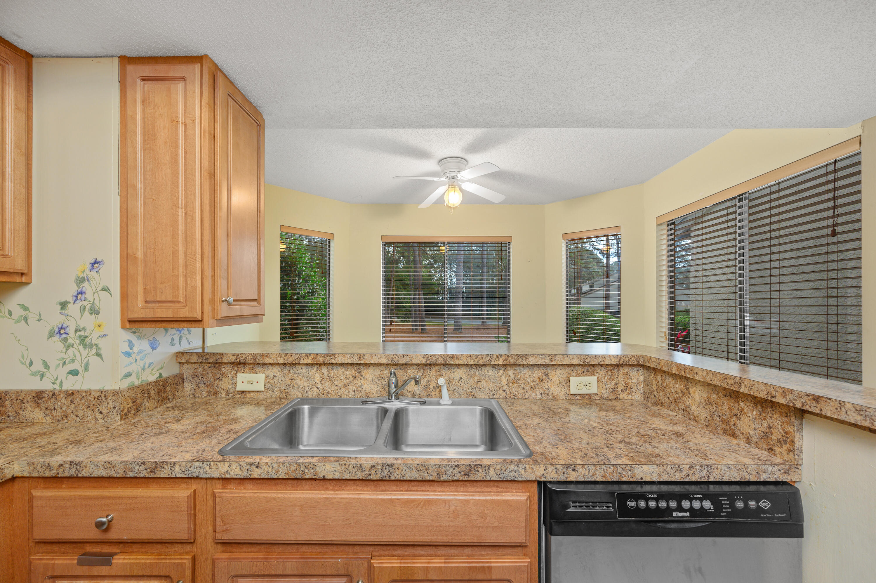 GLENEAGLES GREEN BLUEWATER BAY 2 - Residential