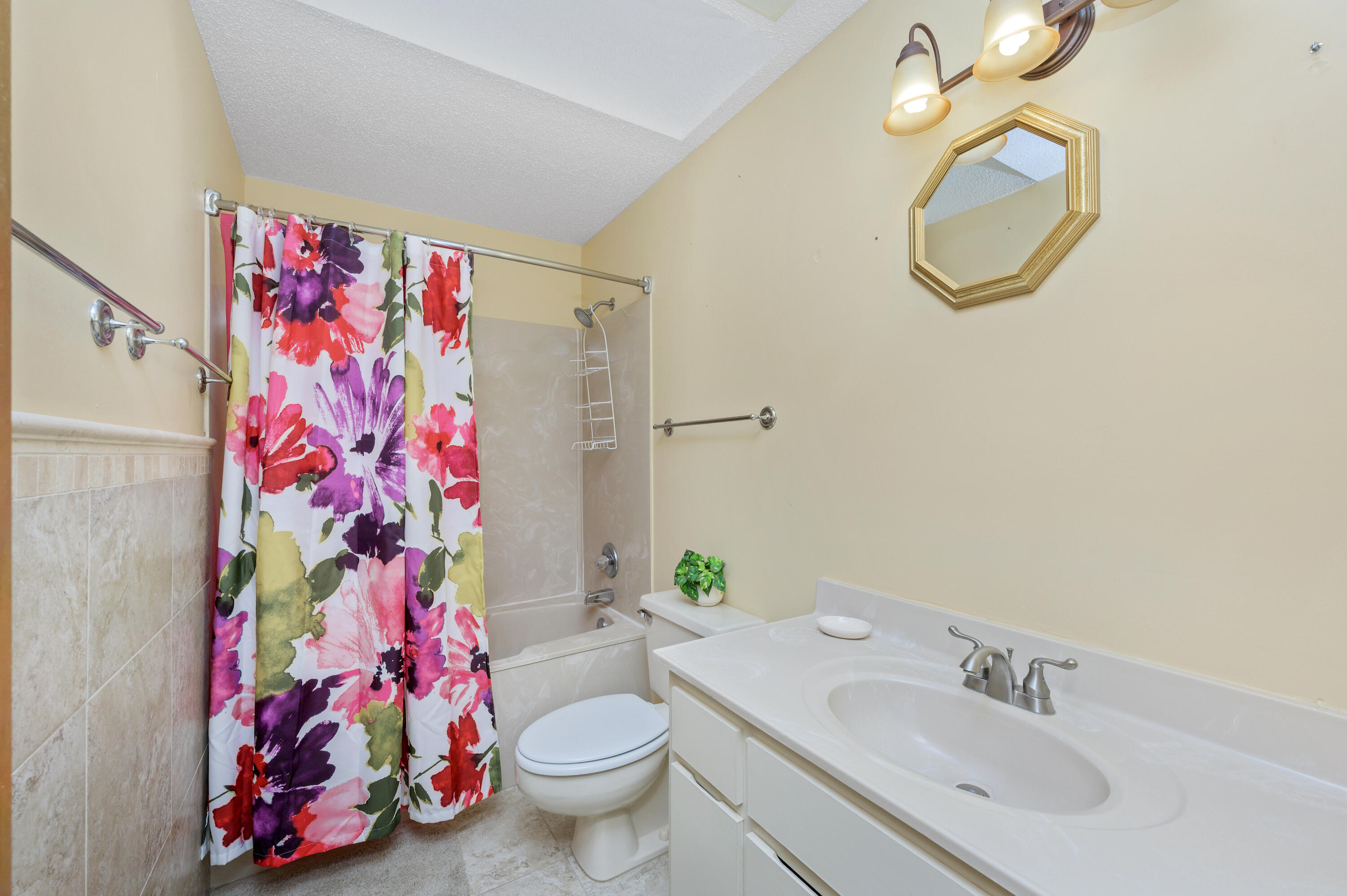 GLENEAGLES GREEN BLUEWATER BAY 2 - Residential