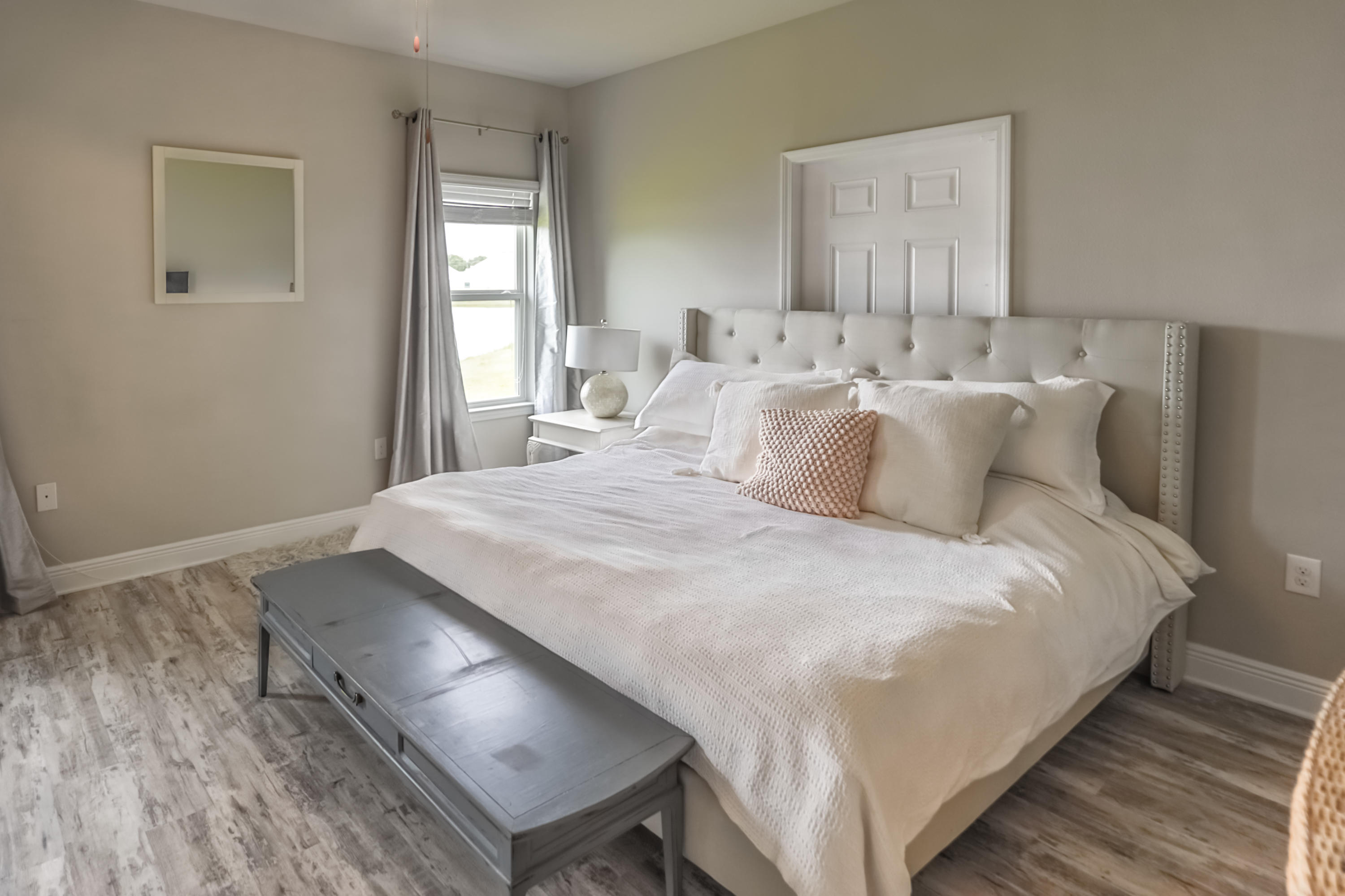 MOONRAKER SHORES - Residential Lease