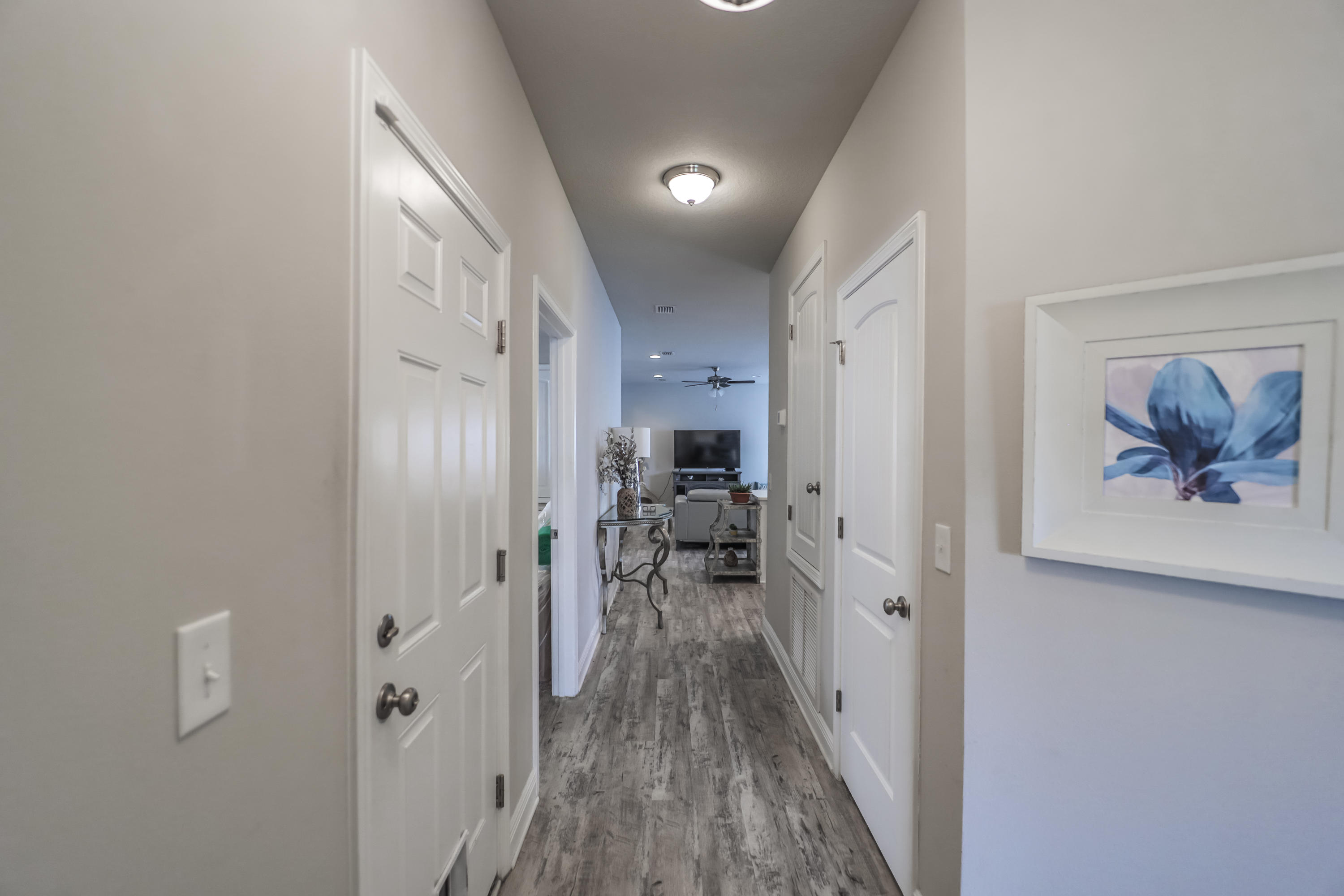 MOONRAKER SHORES - Residential Lease