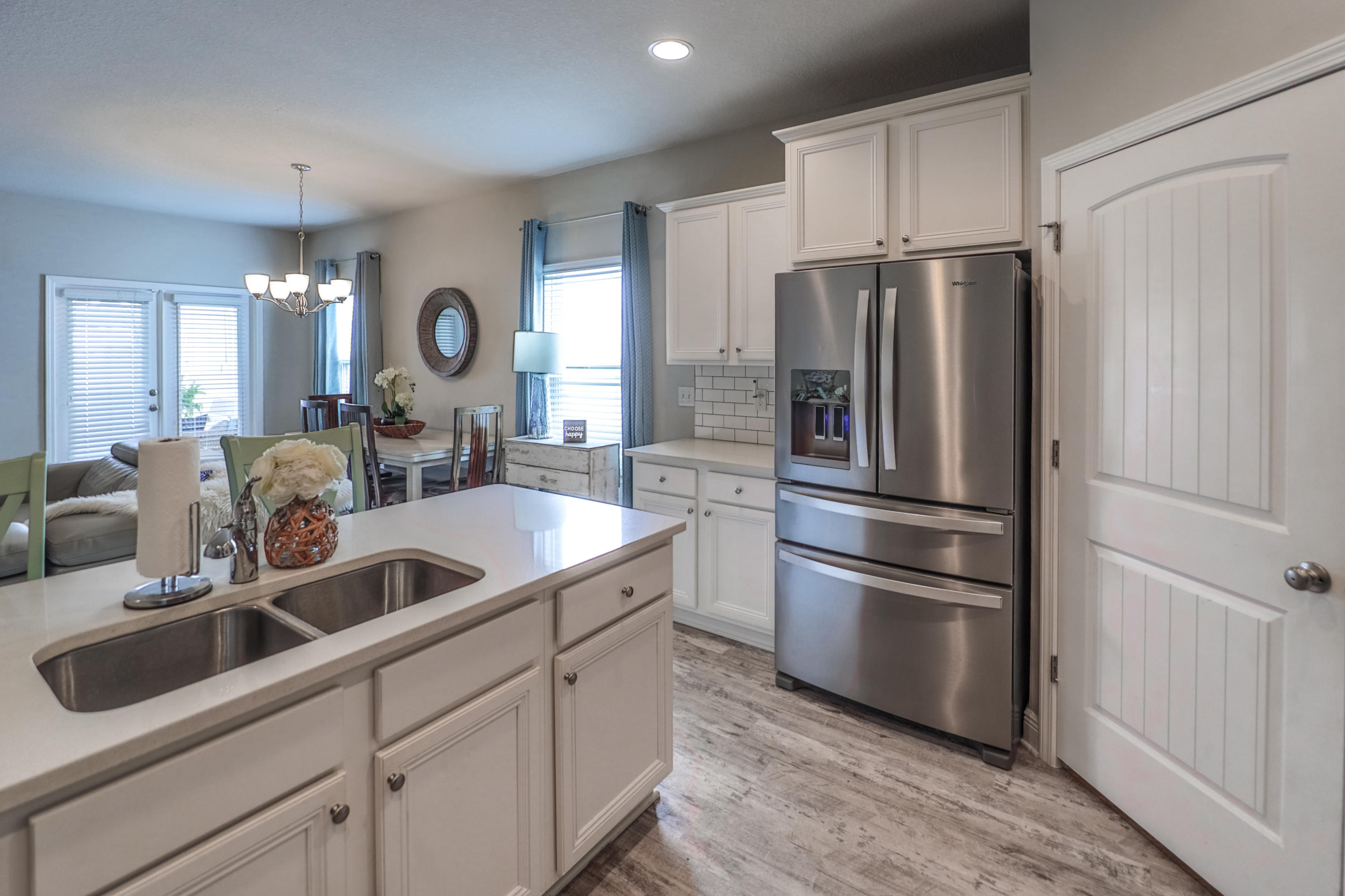 MOONRAKER SHORES - Residential Lease