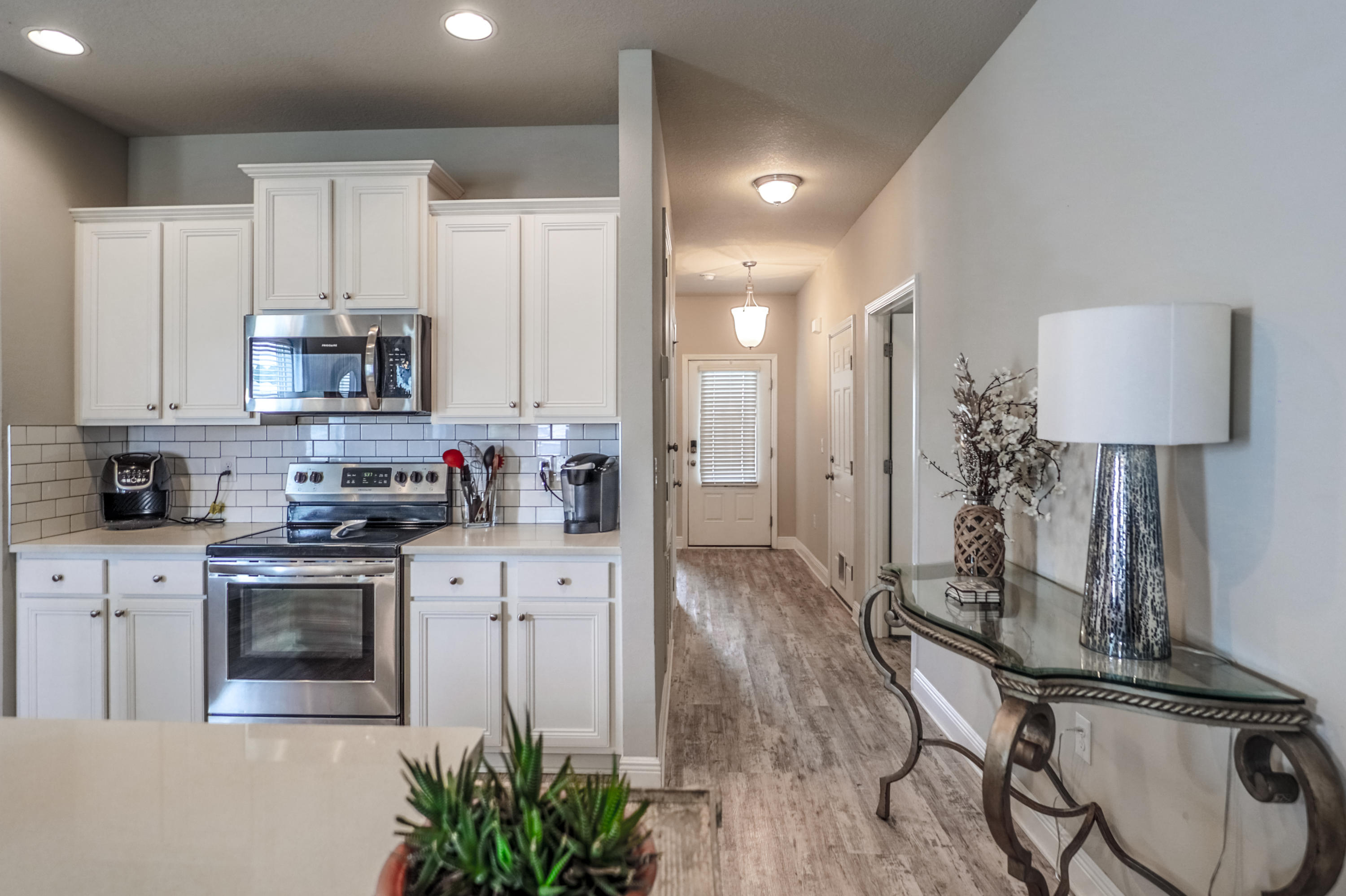 MOONRAKER SHORES - Residential Lease