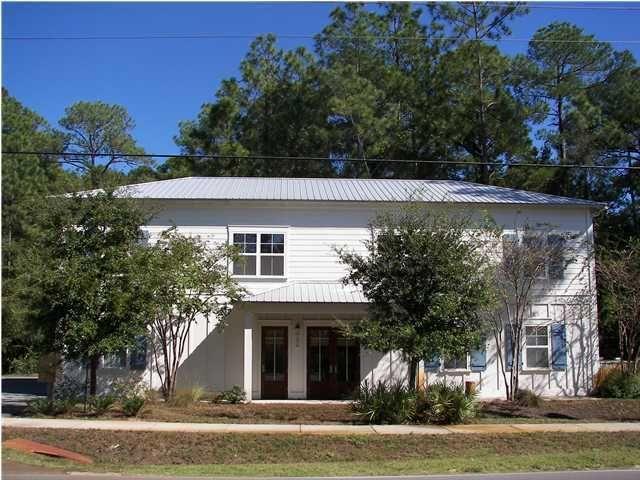Second floor unit available for lease! Lease includes water, power, garbage. 
An Additional larger office is available 7/1 at $825 per month plus tax