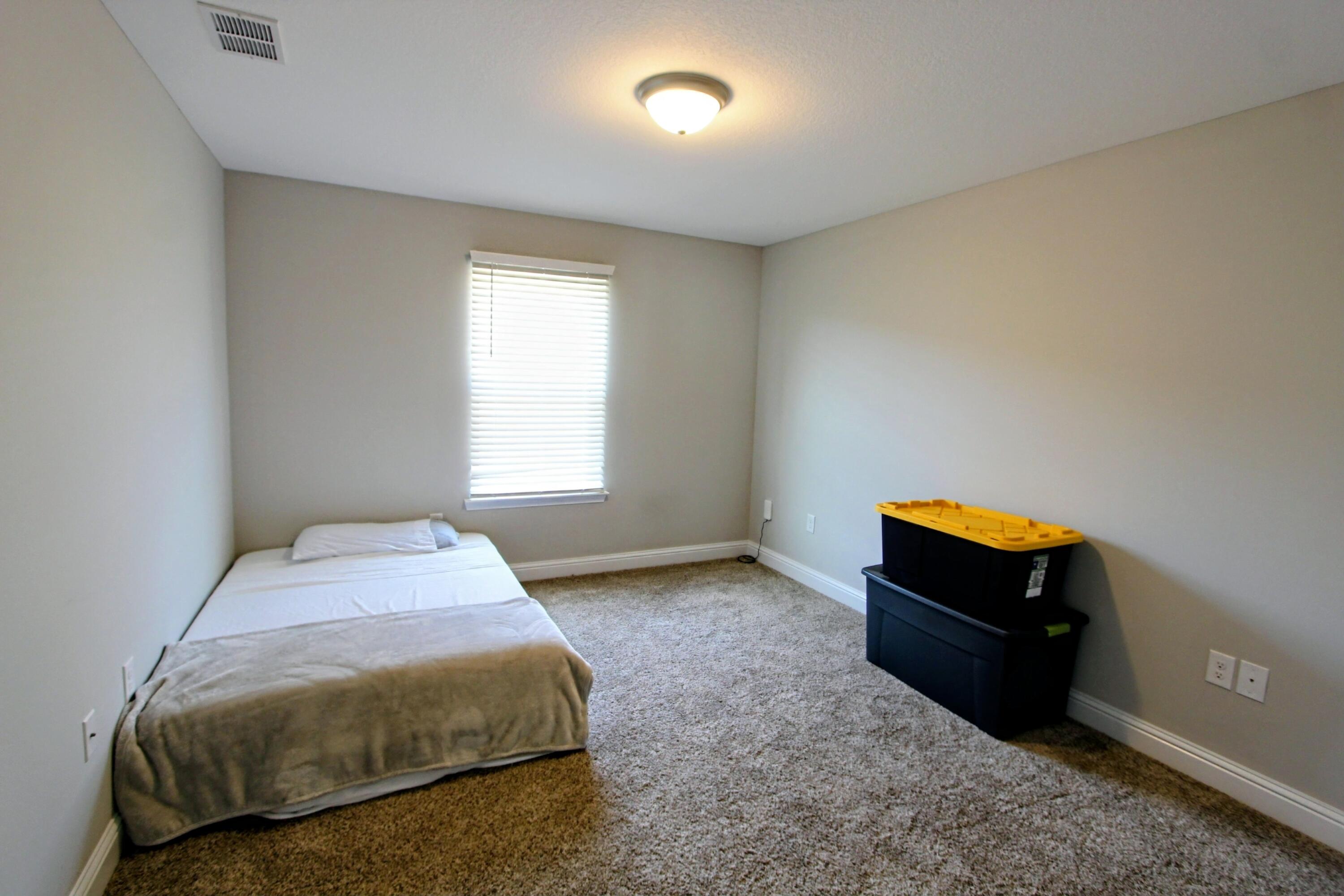 LEE FARMS PH III - Residential Lease