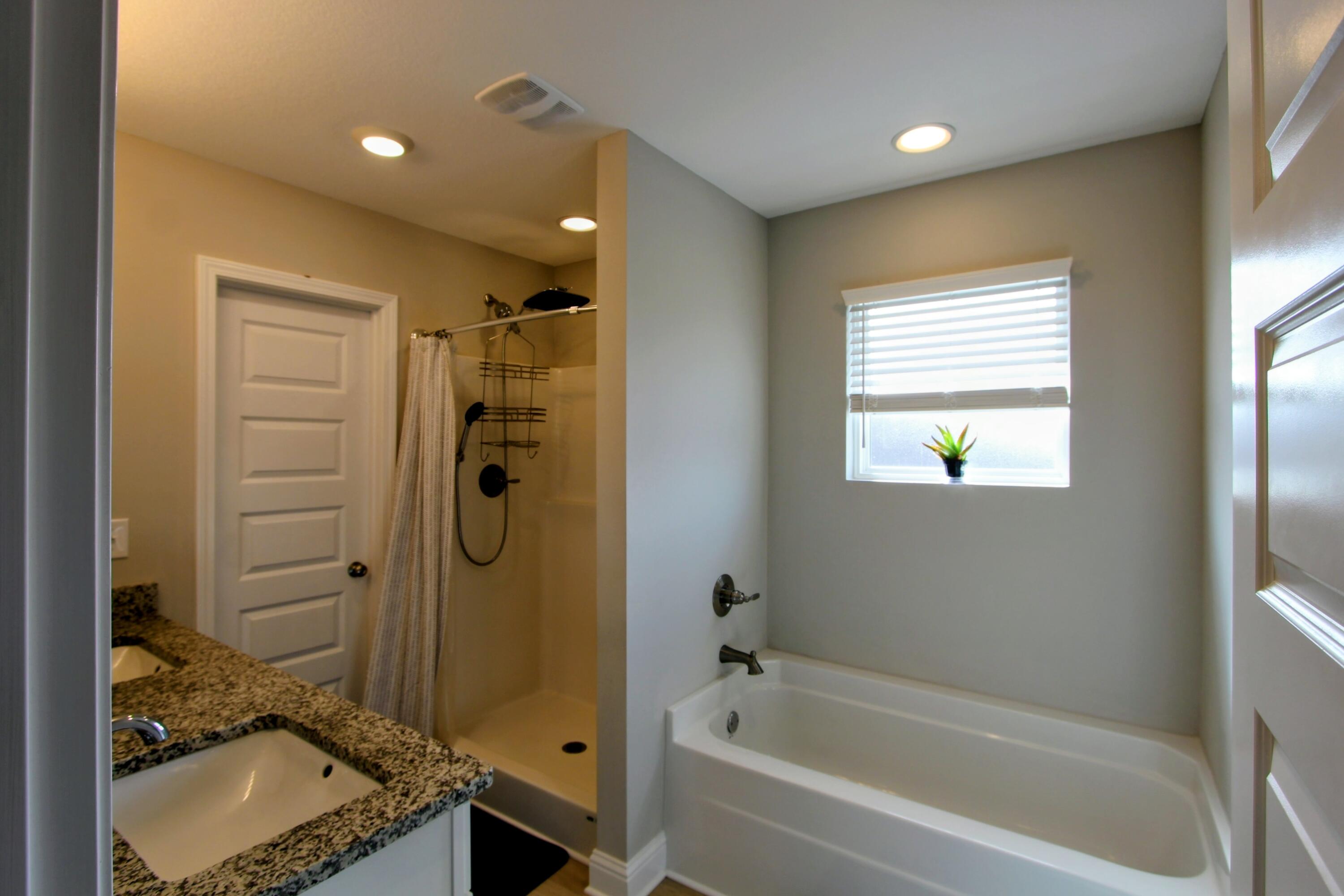 LEE FARMS PH III - Residential Lease