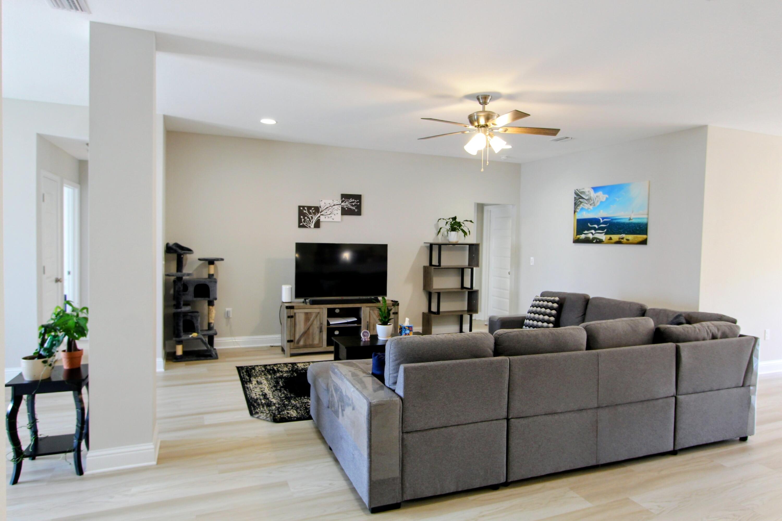 LEE FARMS PH III - Residential Lease