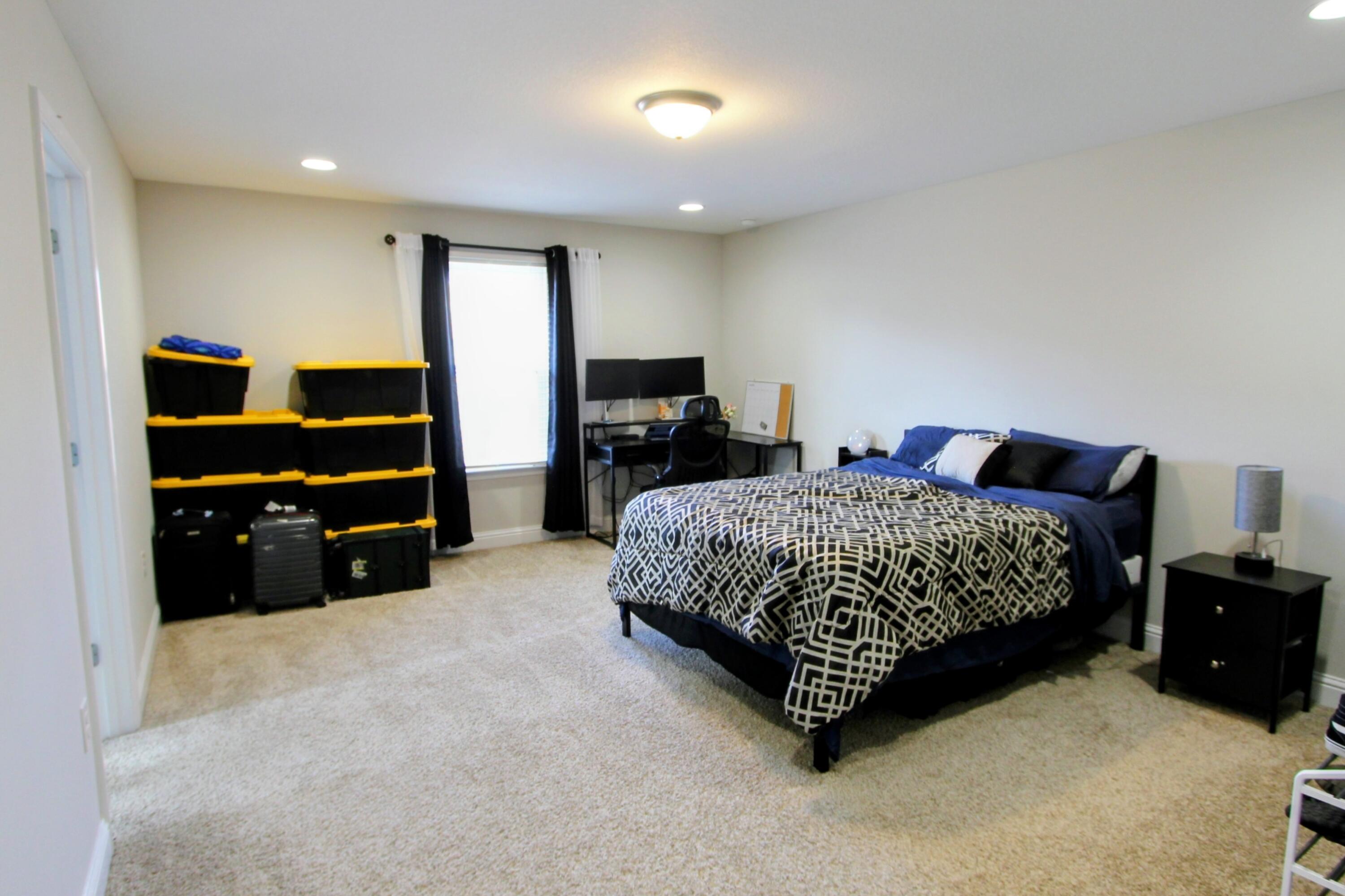 LEE FARMS PH III - Residential Lease