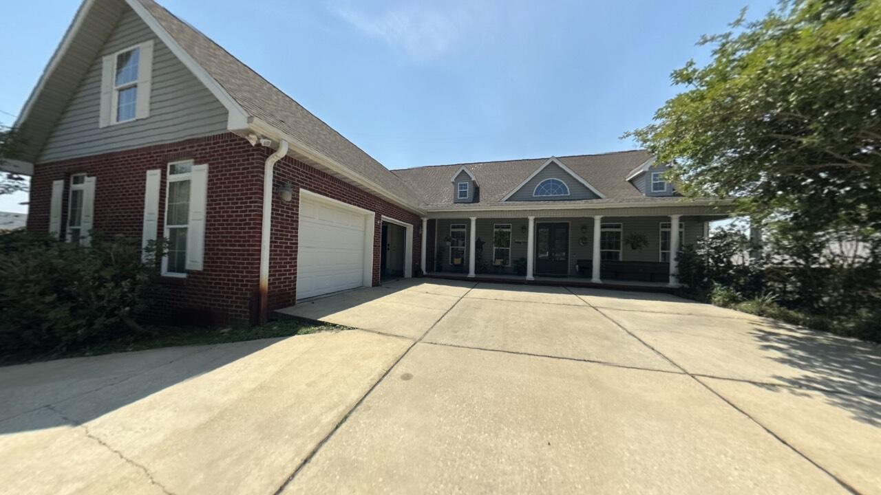 BELLA VISTA - Residential