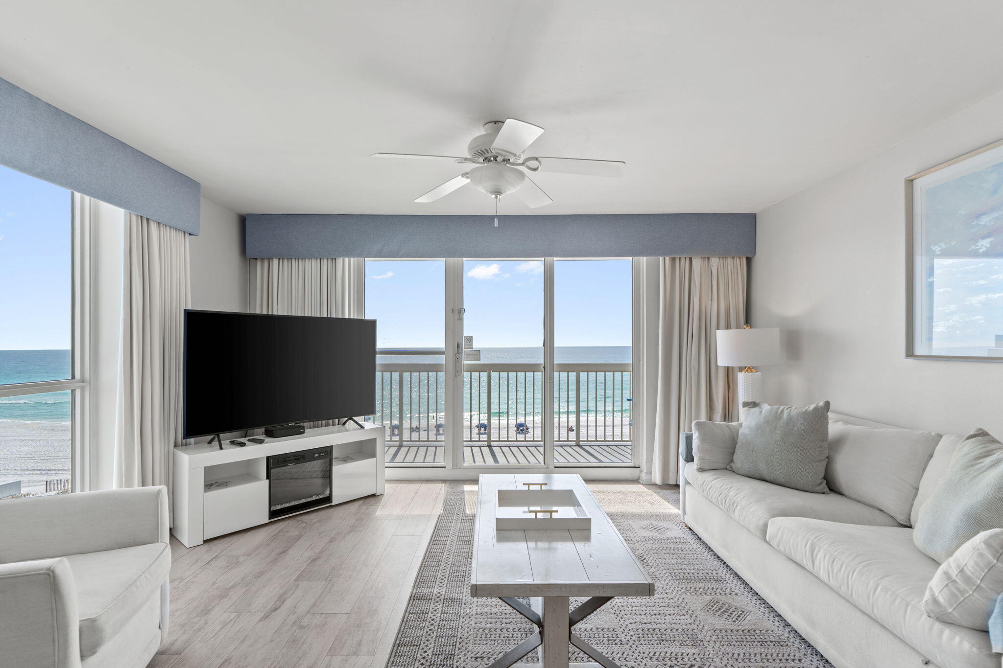 Pelican Beach Resort - Residential
