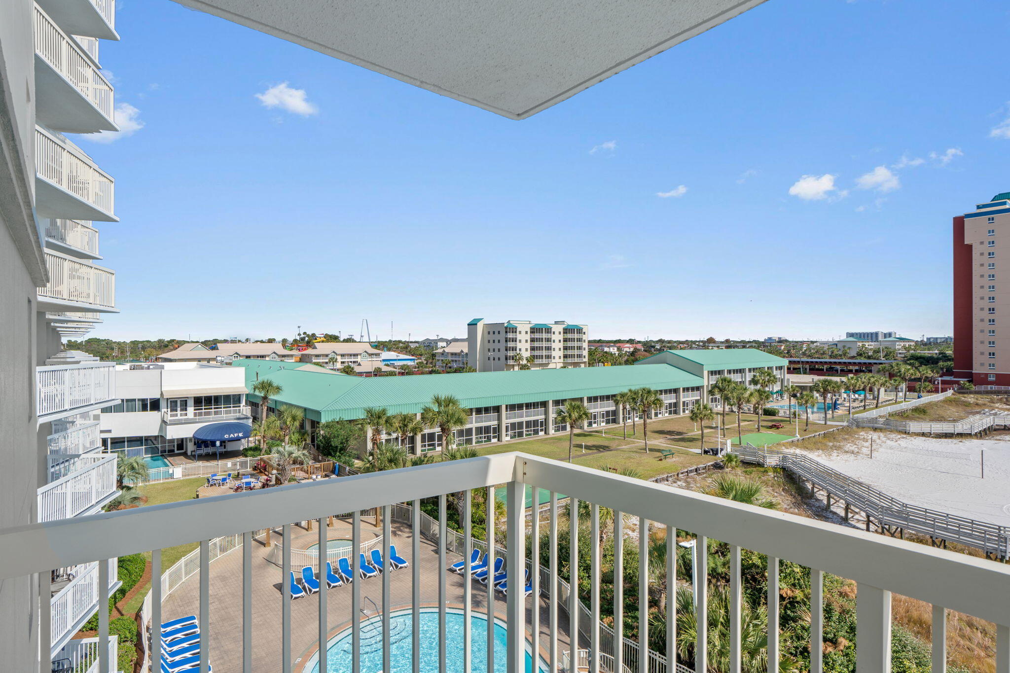 Pelican Beach Resort - Residential